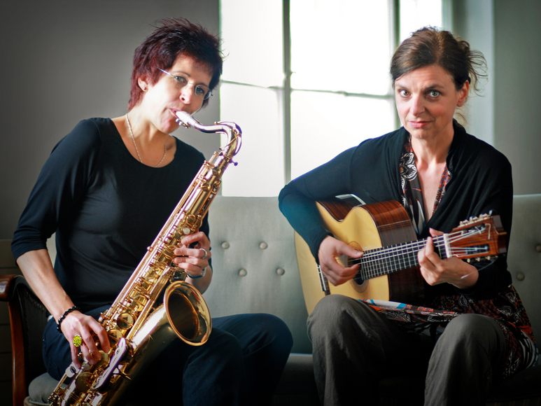 Die Musikerinnen Susanne Scheier und Charlotte Weniger. Die Musikerinnen Susanne Scheier und Charlotte Weniger.