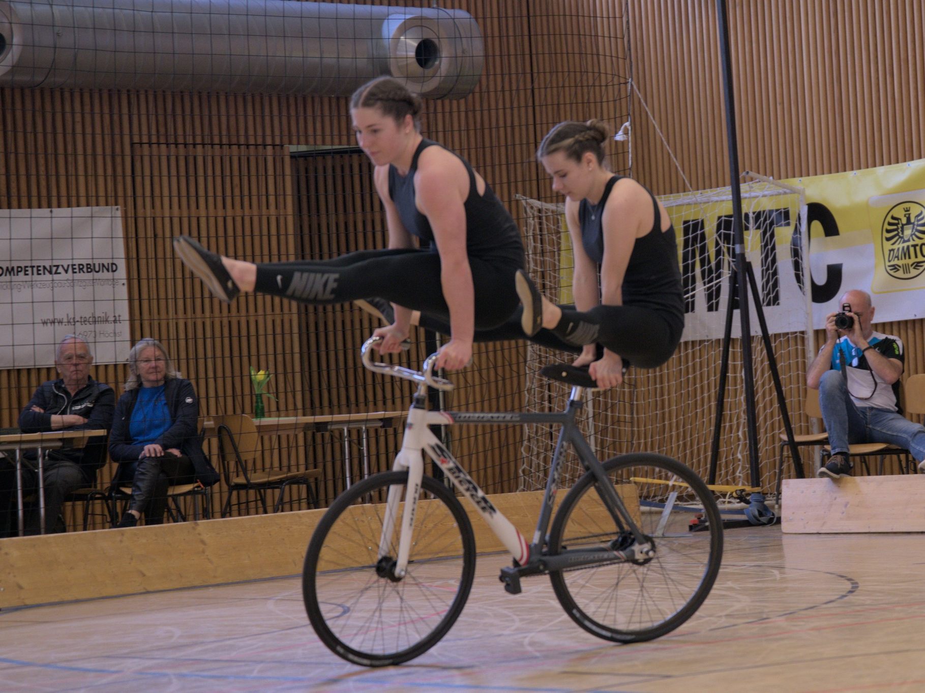Svenja Bachmann und Rosa Kopf stellten einen neuen österreichischen Rekord auf.