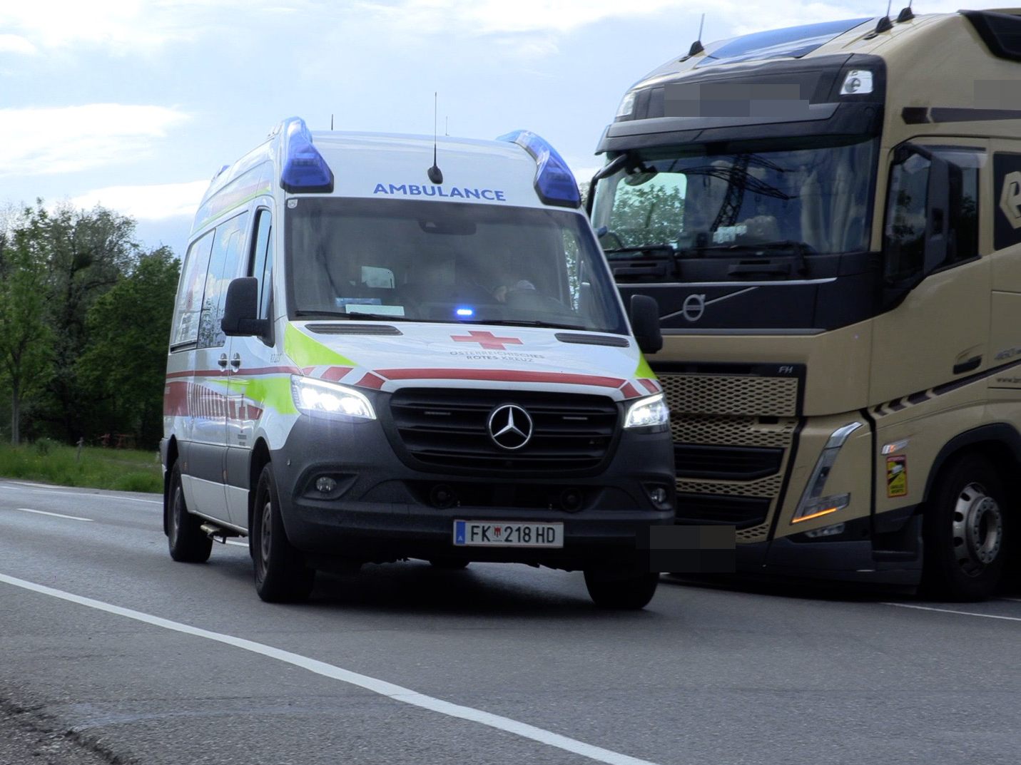 Unfall auf der Senderstraße. Unfall auf der Senderstraße.
