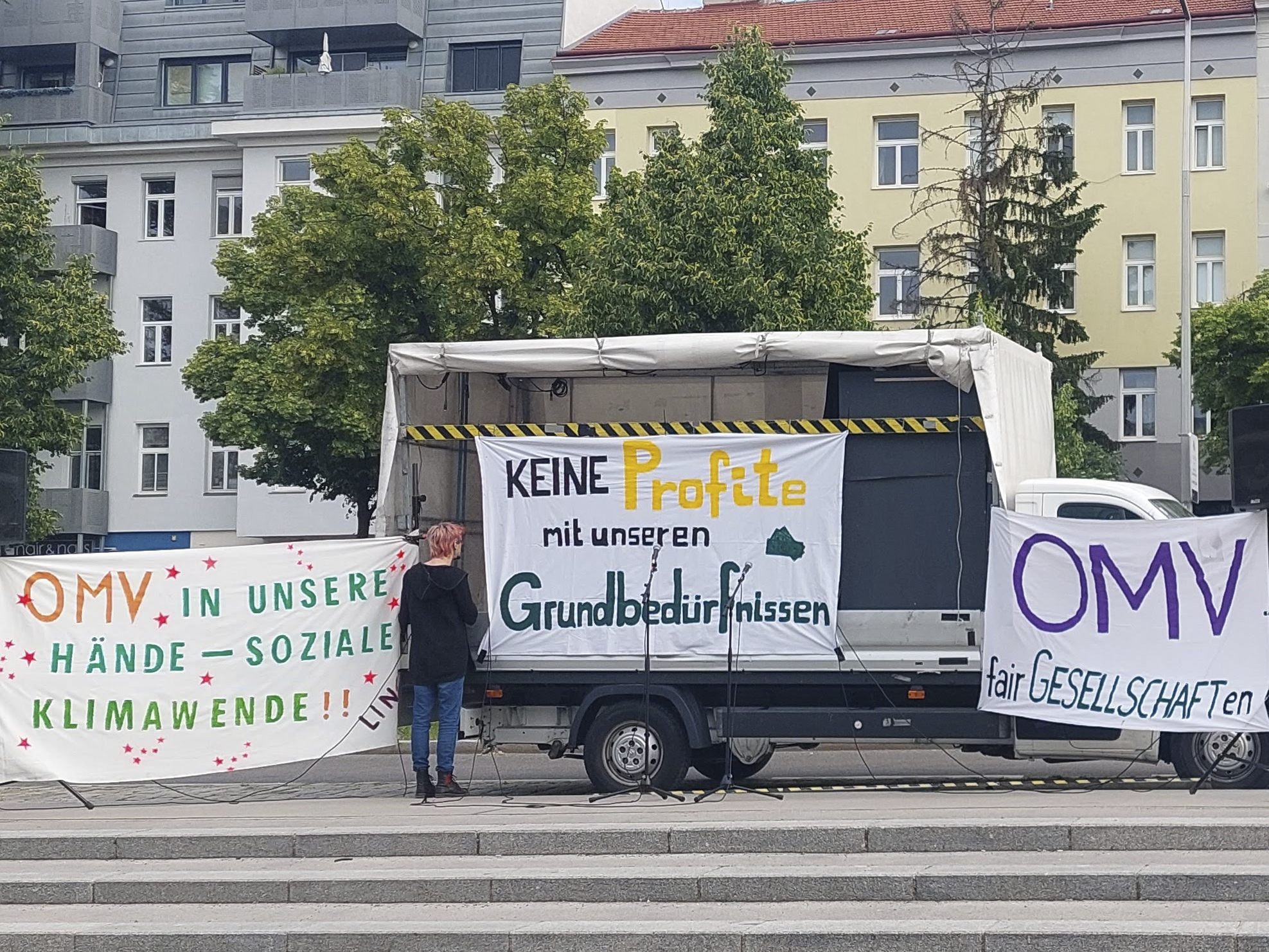 Auch vor der OMV-Hauptversammlung wurde protestiert.