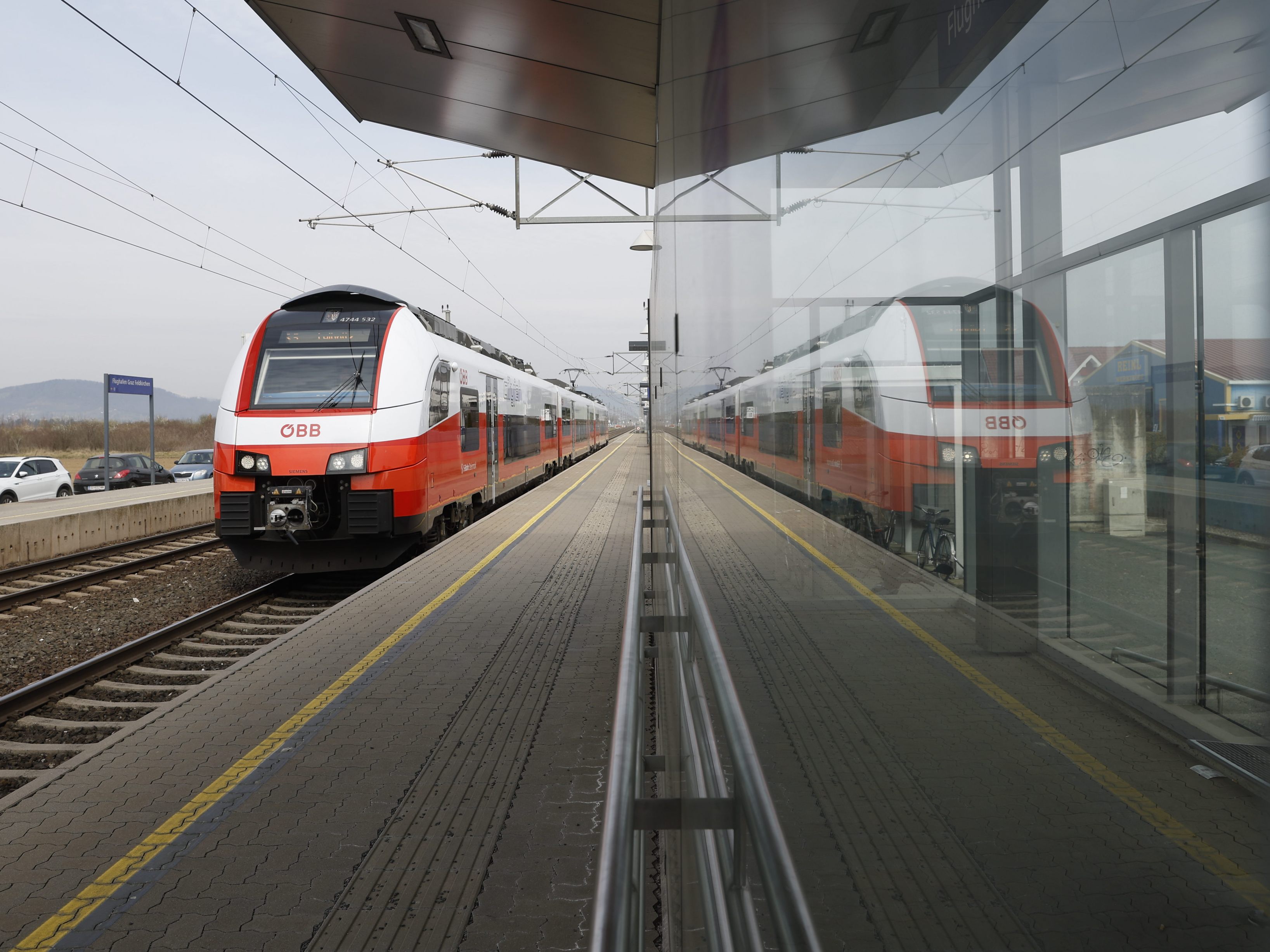 In Wien ist aufgrund eines Krankheitsfalls die S80 ausgefallen. In Wien ist aufgrund eines Krankheitsfalls die S80 ausgefallen.