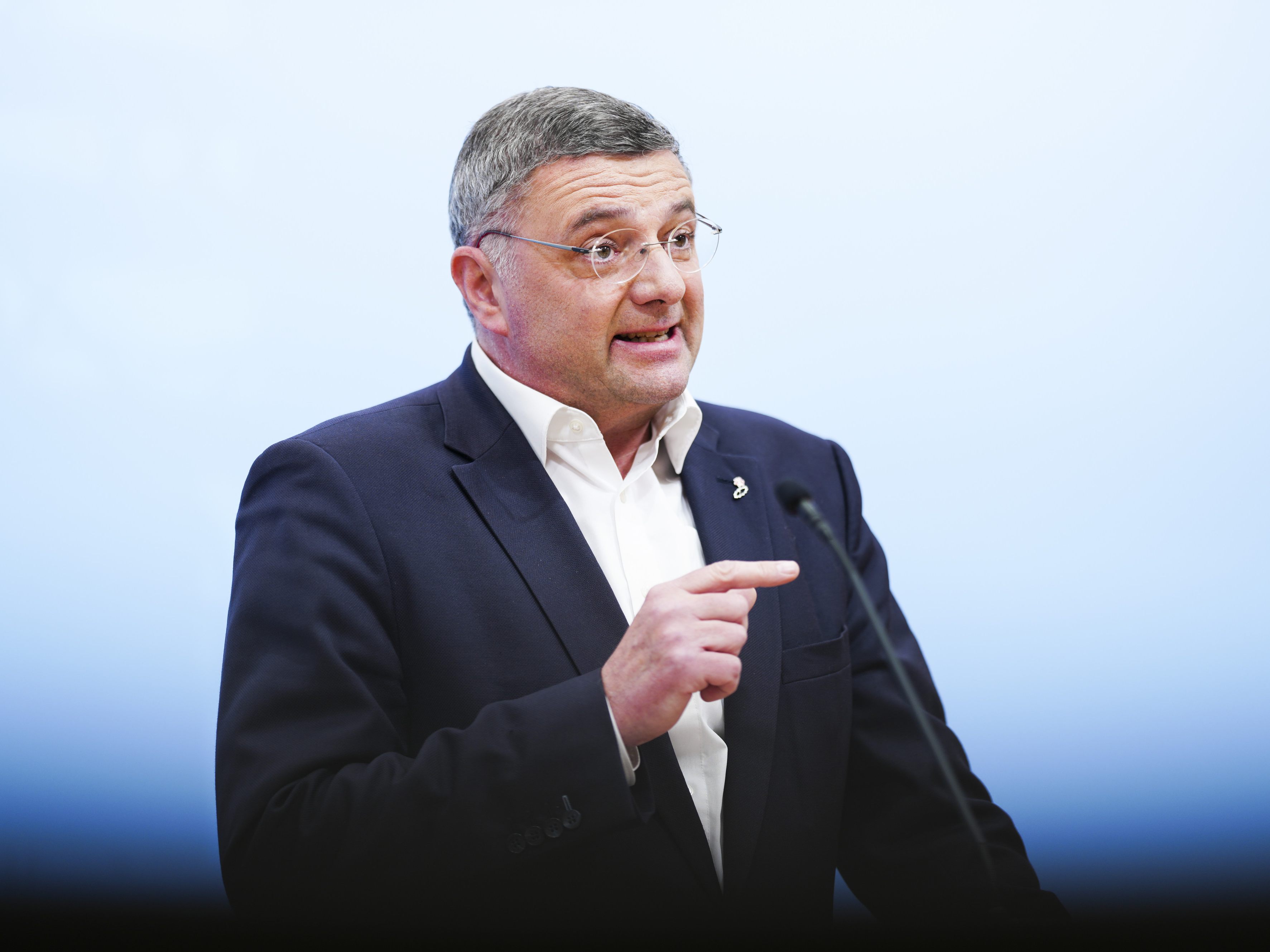 Jörg Leichtfried kündigt SPÖ-Anträge gegen die Teuerung an. Jörg Leichtfried kündigt SPÖ-Anträge gegen die Teuerung an.