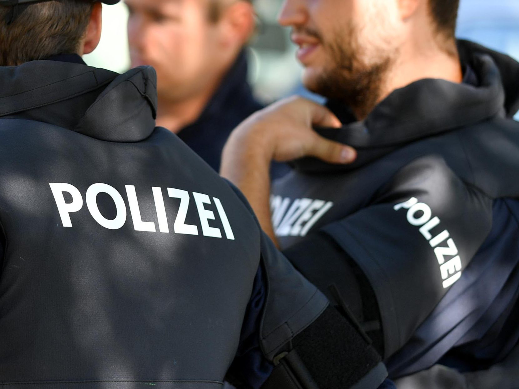 Die Wiener Polizei verhaftete zwei mutmaßliche Drogendealer. Die Wiener Polizei verhaftete zwei mutmaßliche Drogendealer.