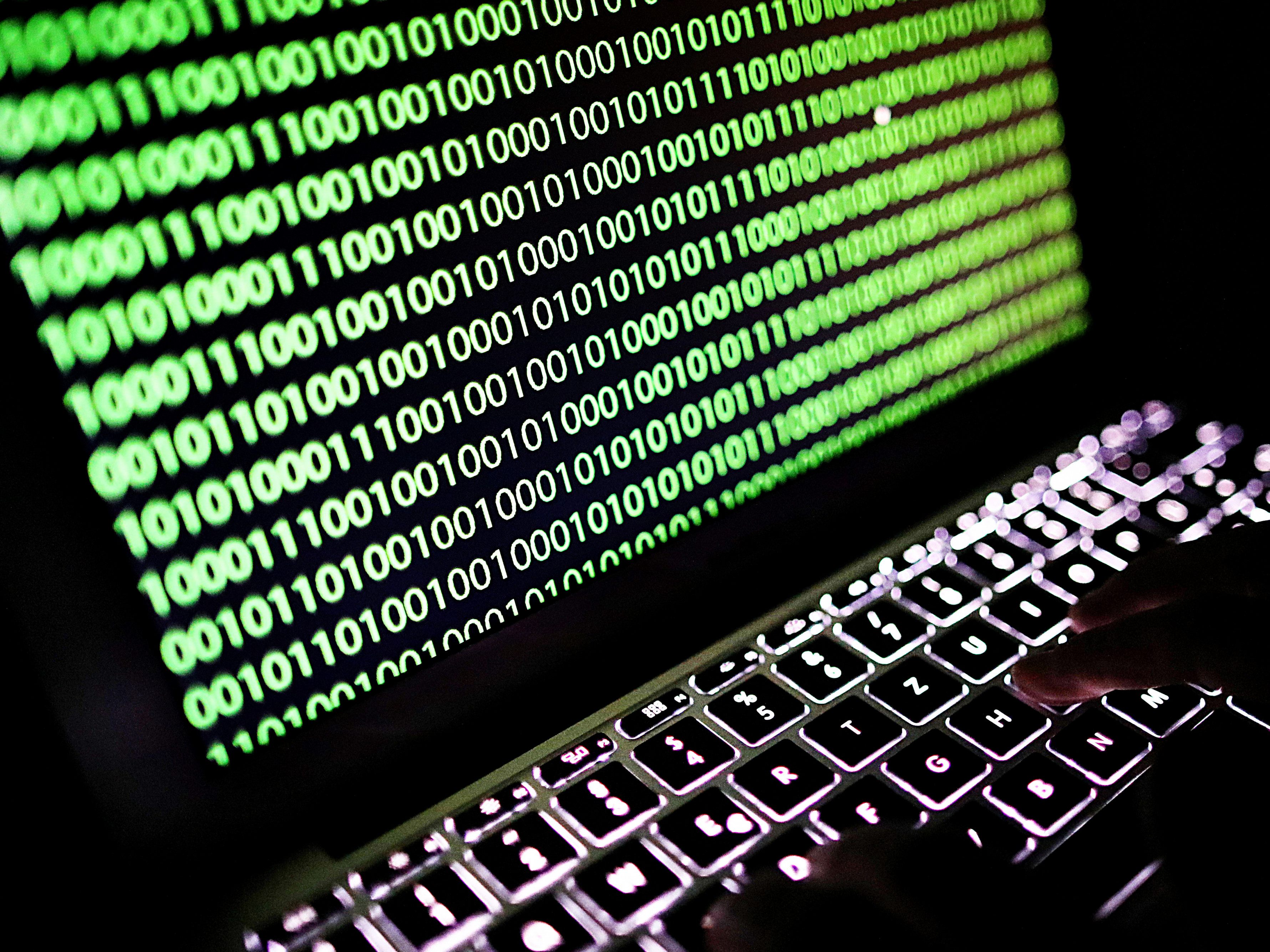 Die Zahl der Cyberattacken auf Firmen hat sich verdreifacht. Die Zahl der Cyberattacken auf Firmen hat sich verdreifacht.
