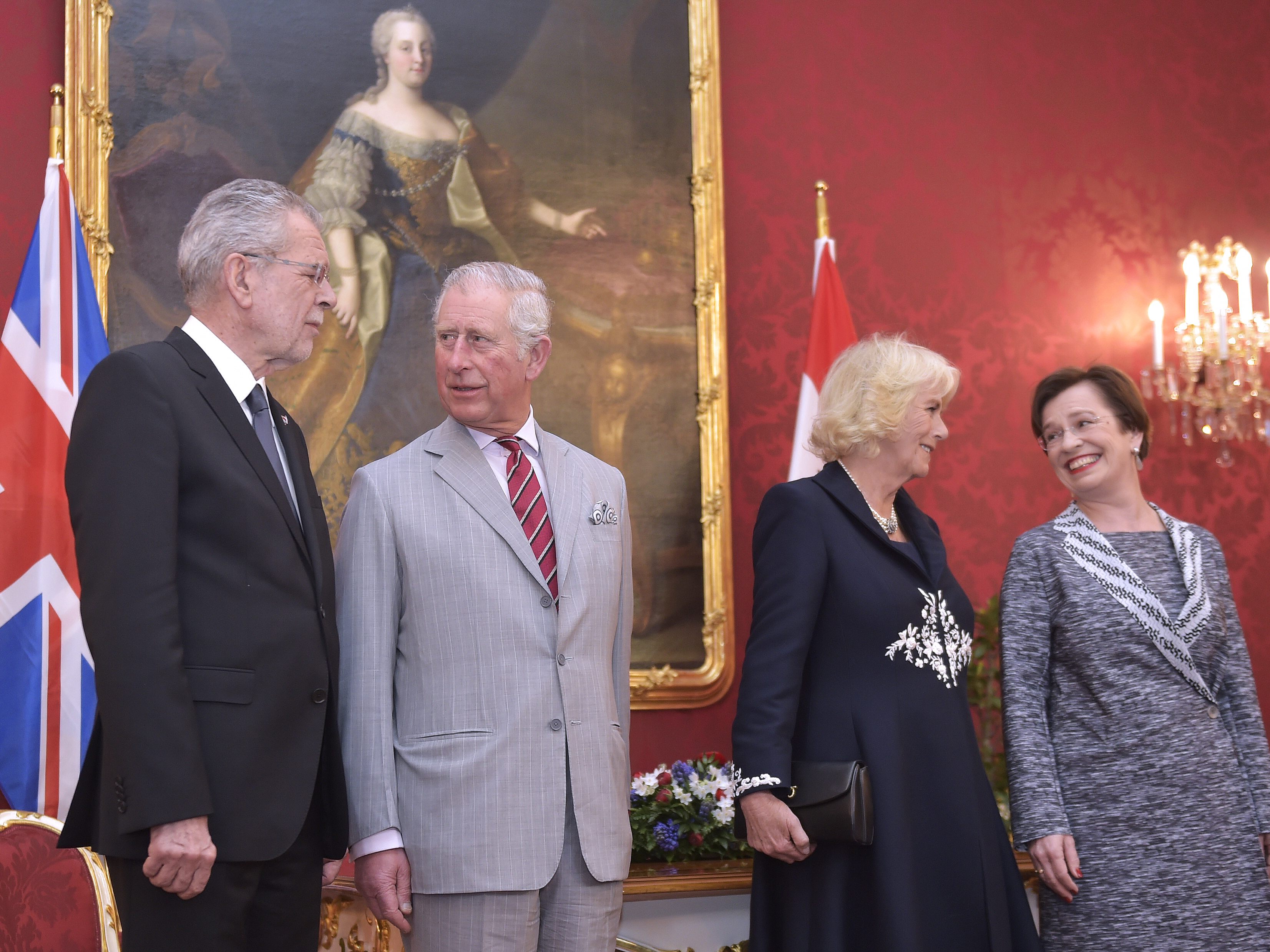 "Wir haben uns mehrfach getroffen", so Van der Bellen vor der Krönung im Hinblick auf Charles.