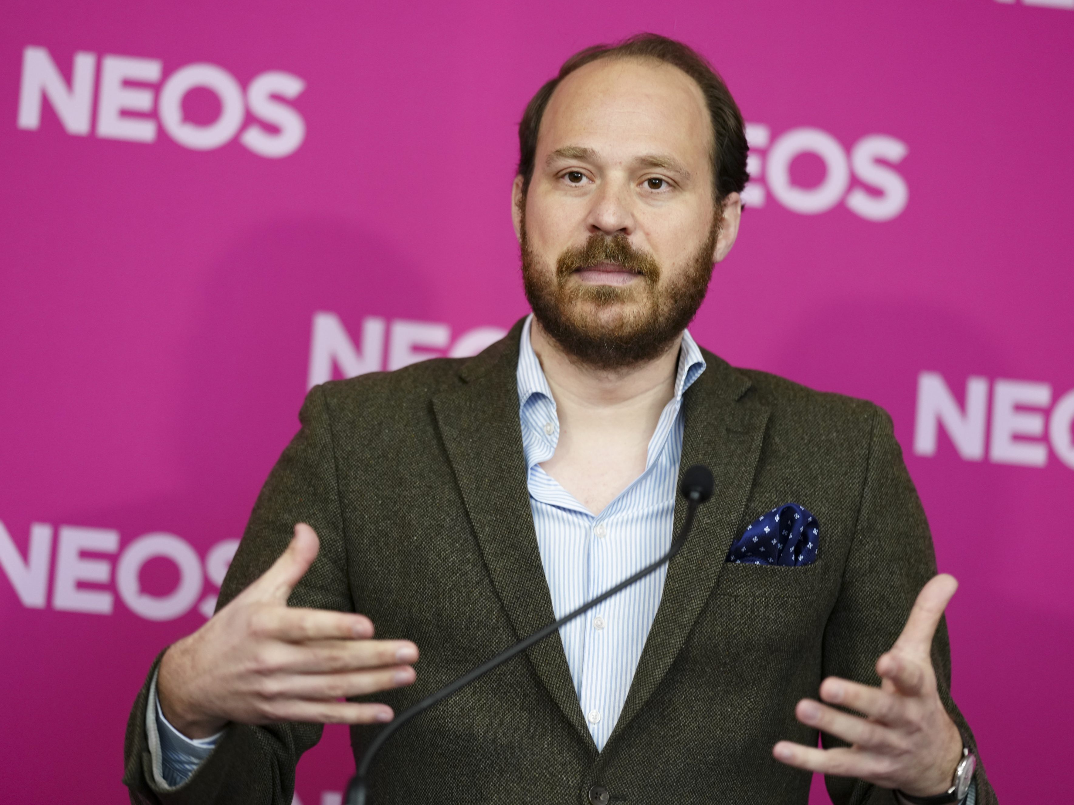 Die NEOS kritisieren Lücken im Korruptionsstrafrecht. Die NEOS kritisieren Lücken im Korruptionsstrafrecht.