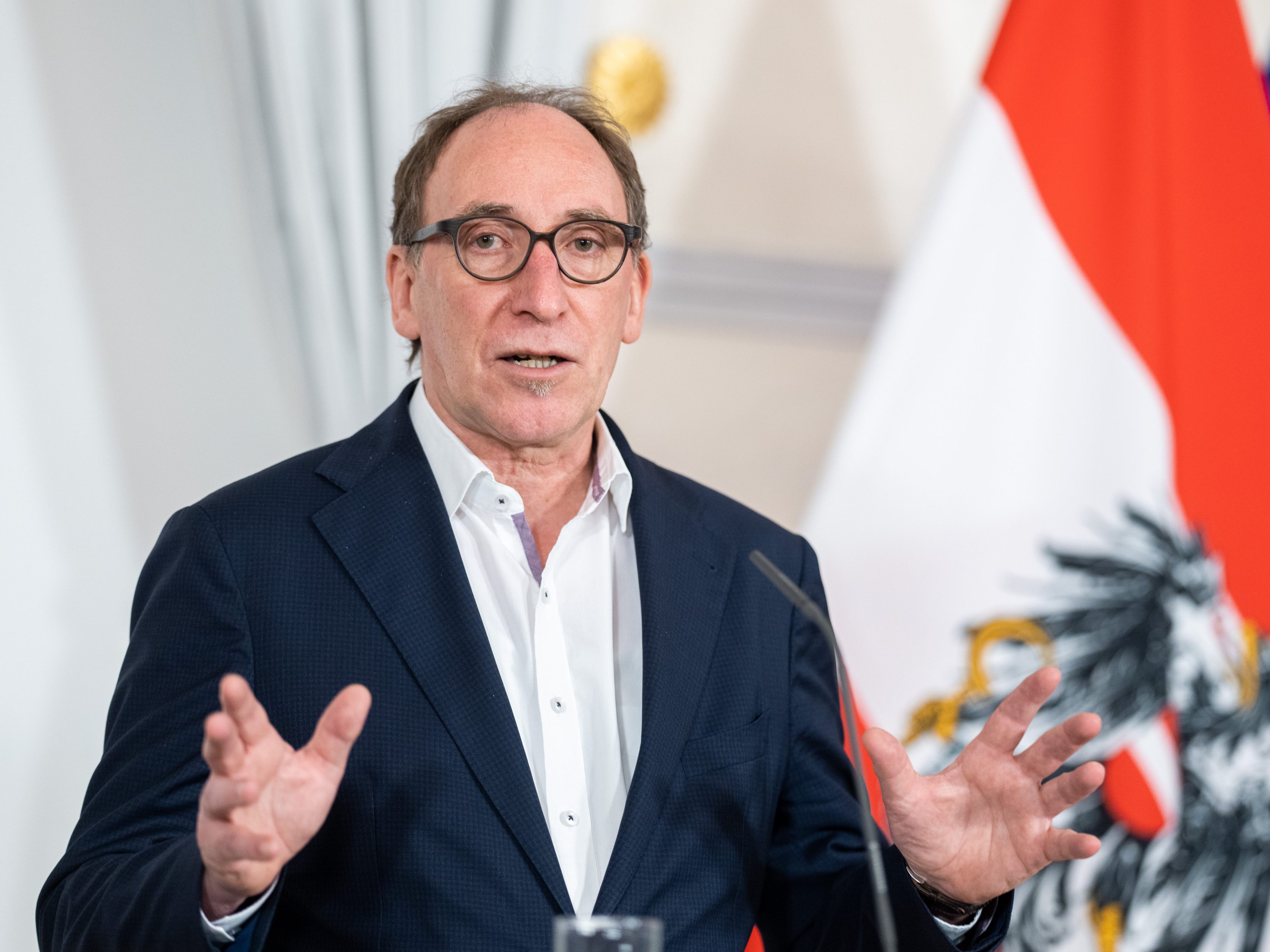 Sozialminister Johannes Rauch (Grüne) machte am 1. Mai auf "Armut trotz Arbeit" aufmerksam. Sozialminister Johannes Rauch (Grüne) machte am 1. Mai auf "Armut trotz Arbeit" aufmerksam.