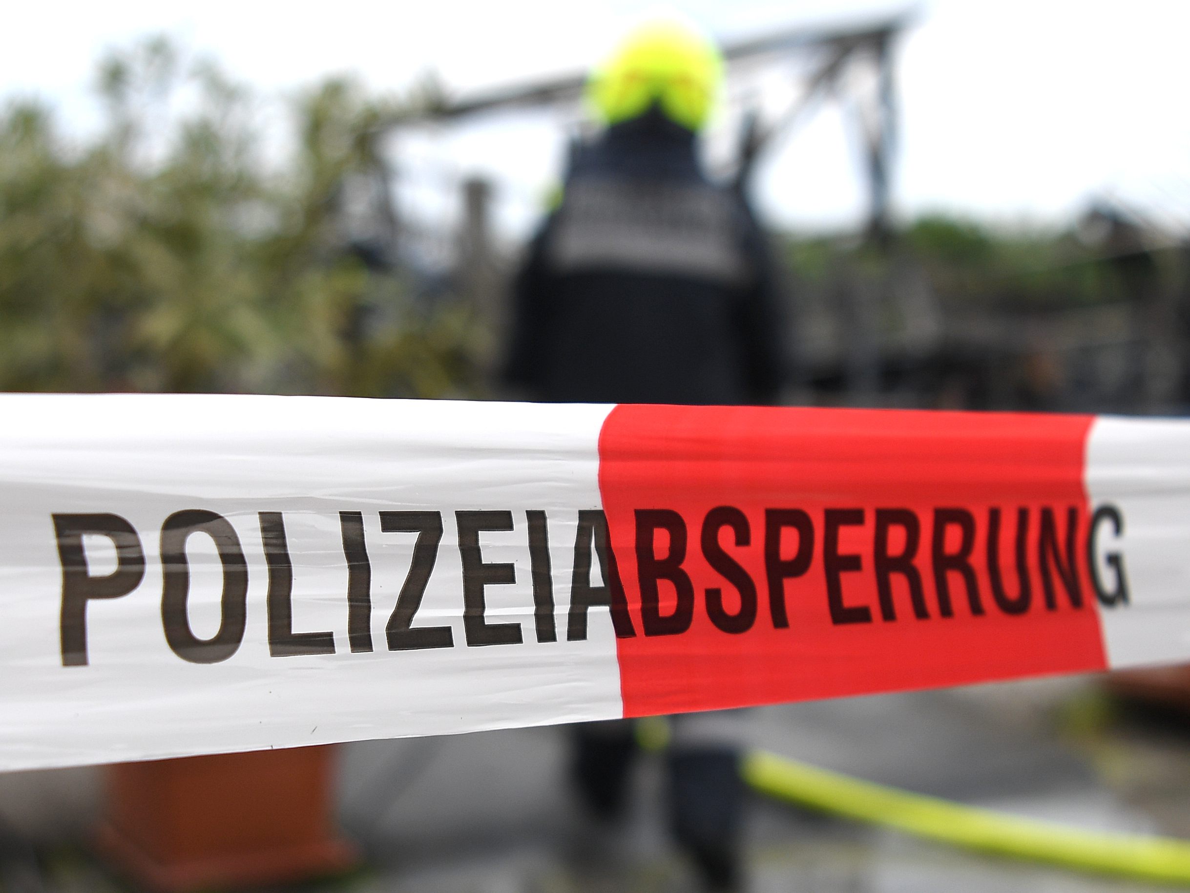 Jener 41-Jährige, der in Aderklaa auf seine Ex-Freundin eingestochen haben soll, ist nun in U-Haft.