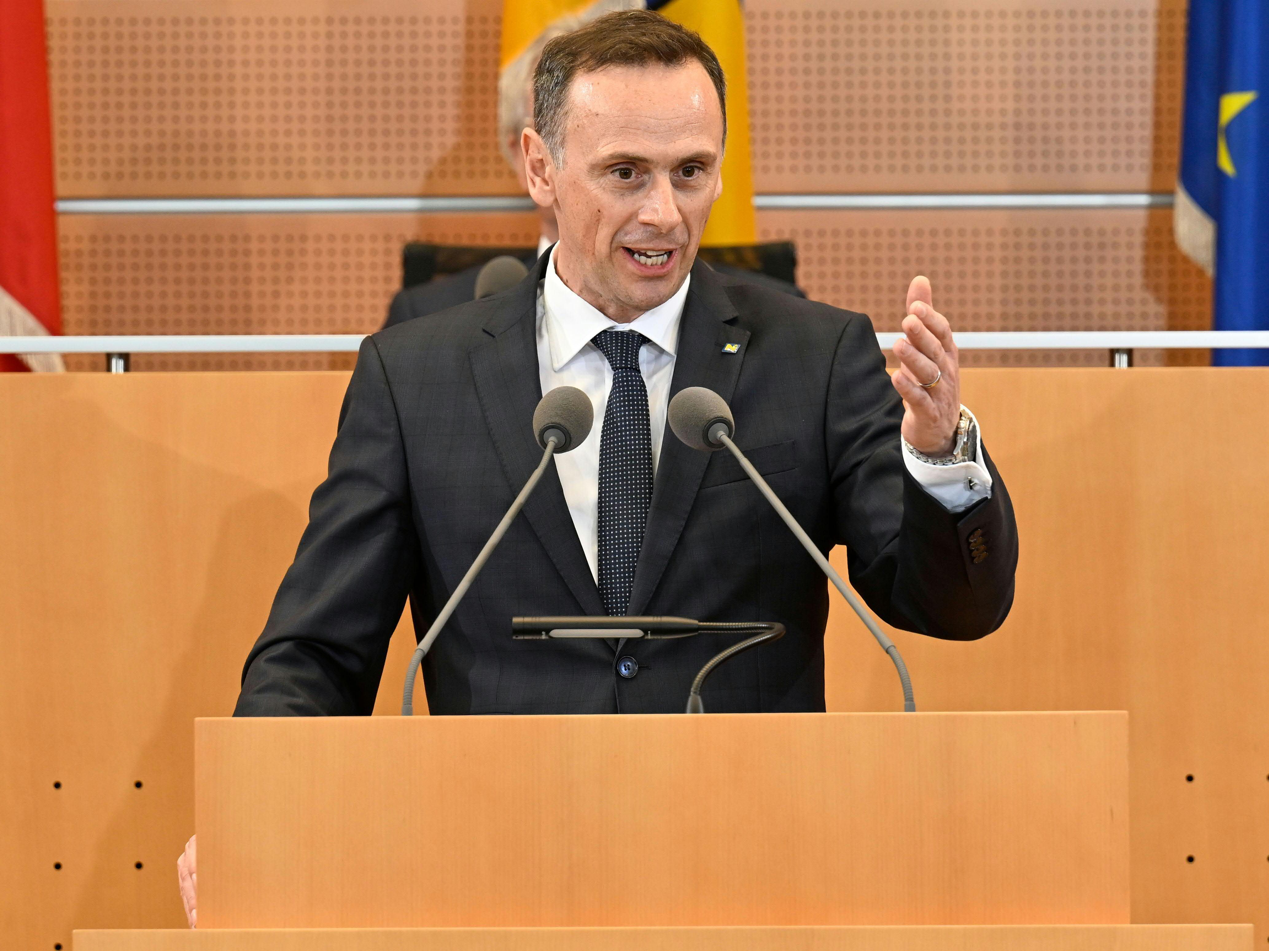 Jochen Danninger (ÖVP) sprach sich gegen die SPÖ-Forderung einer Arbeitszeitverkürzung in NÖ aus. Jochen Danninger (ÖVP) sprach sich gegen die SPÖ-Forderung einer Arbeitszeitverkürzung in NÖ aus.