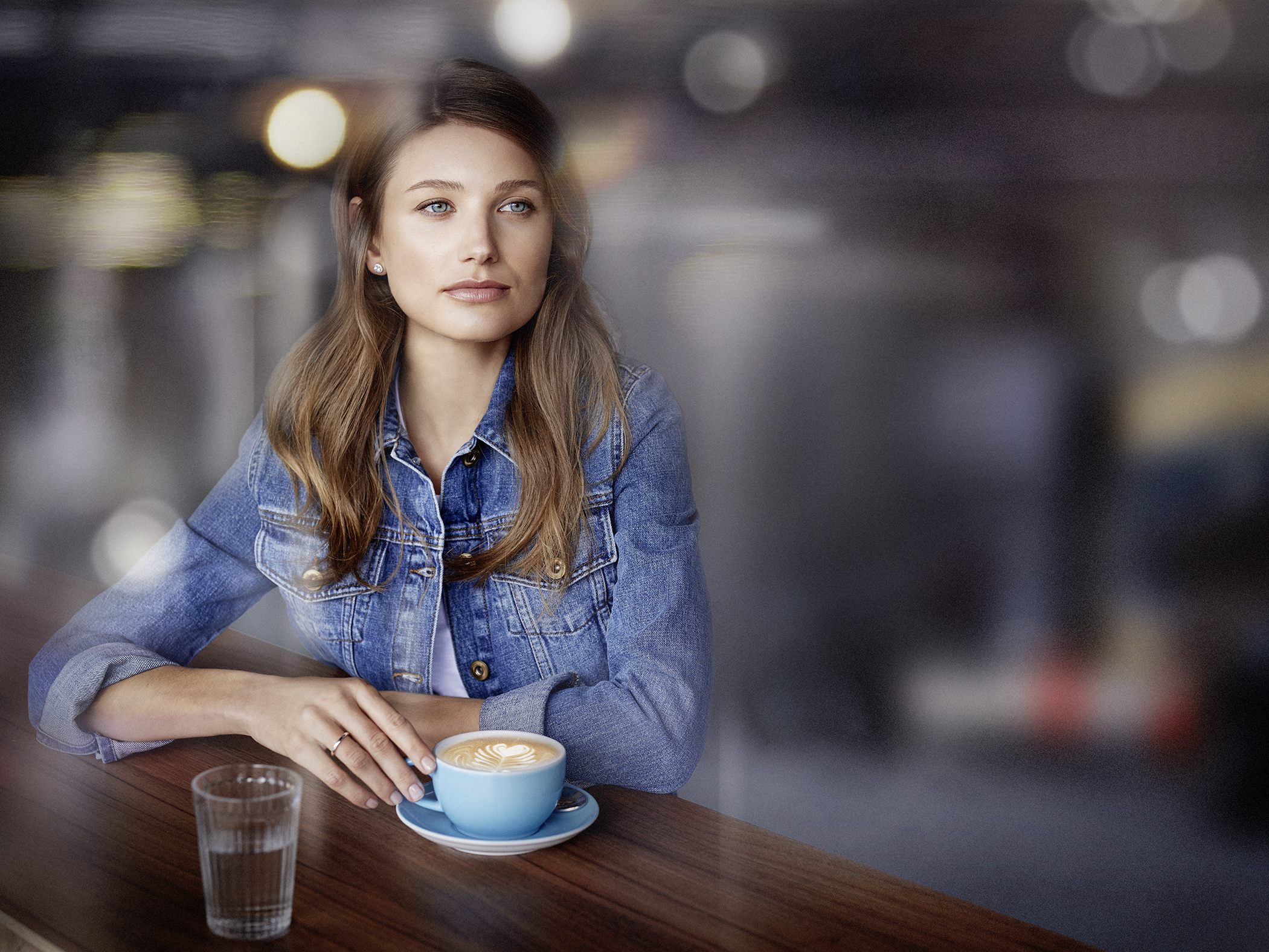 ALPLA präsentiert die neue heimkompostierbare Kaffeekapsel-Generation von Blue Circle für volles Kaffee-Aroma.