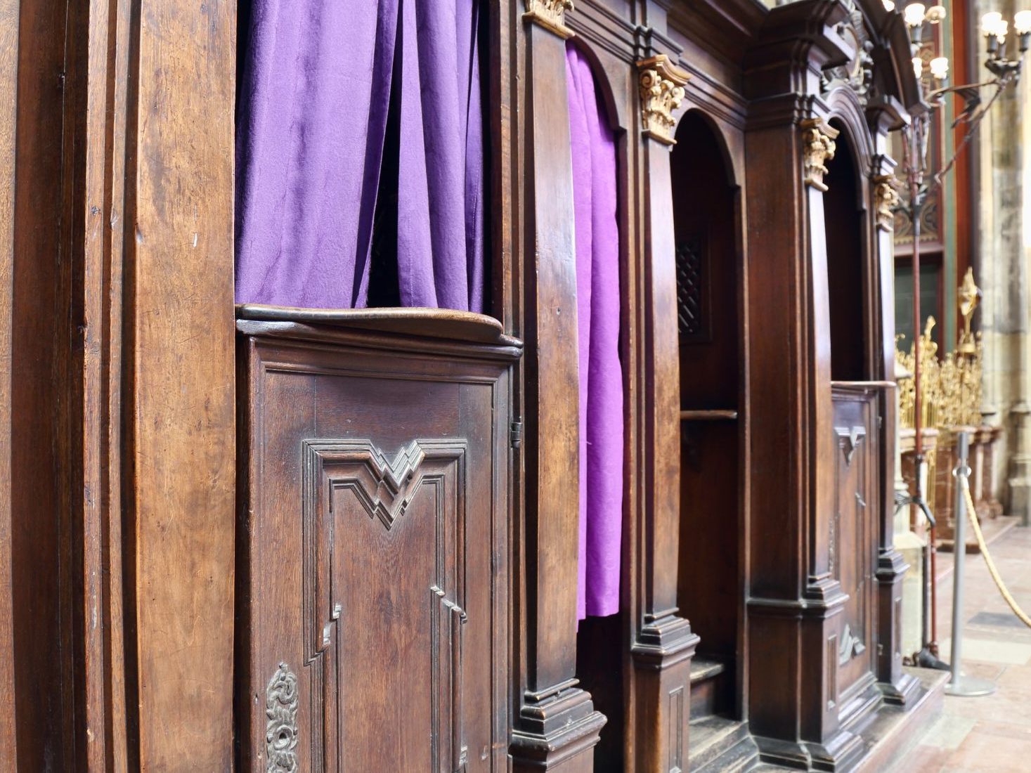 Bischof: Etliche Kircheneinrichtungen müssen geschlossen werden.