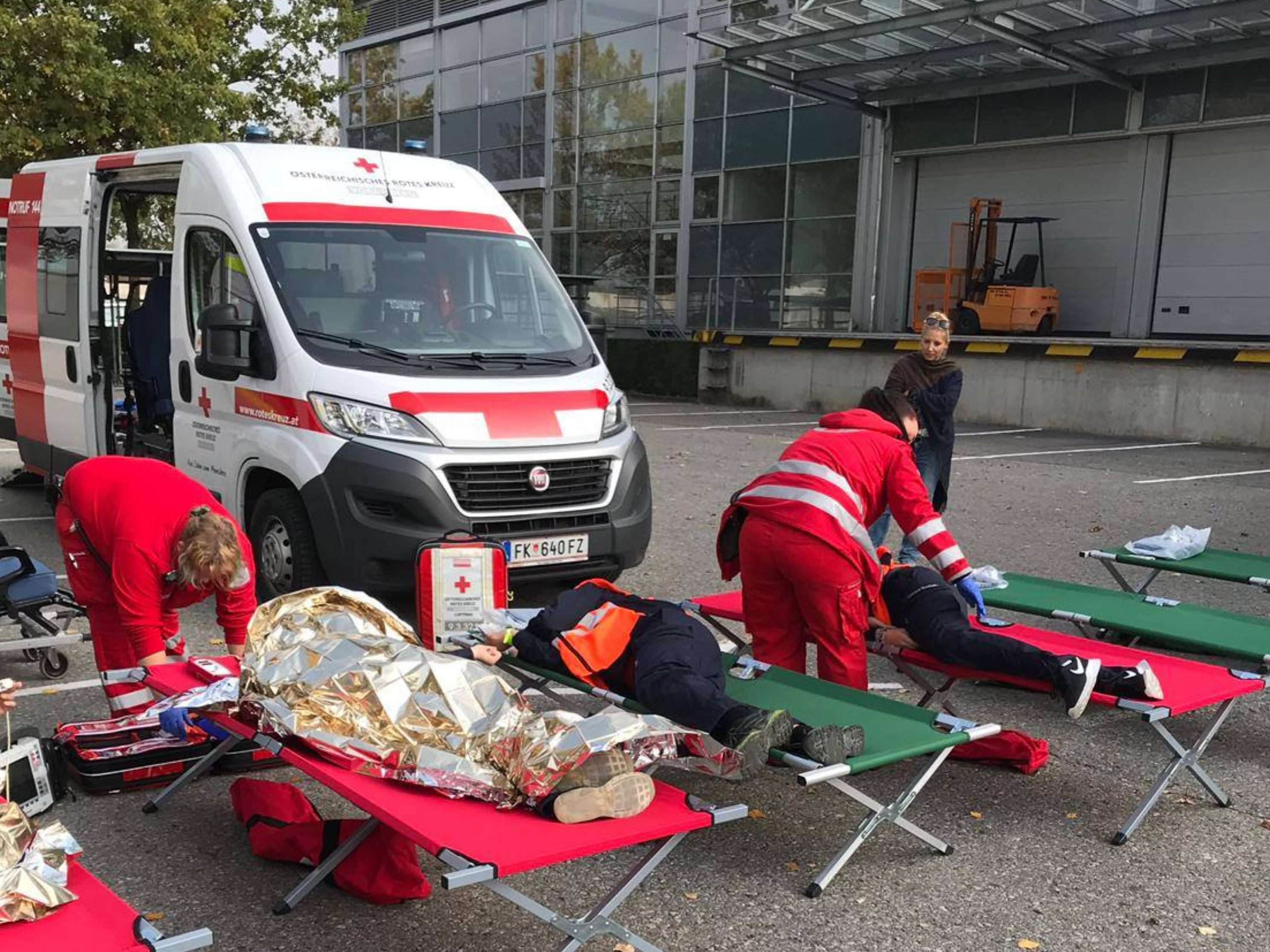 Die Mitglieder der Rotkreuz-Abteilung Lustenau wurden im vergangenen Jahr zu 7.325 Notfall- und Sanitätseinsätzen alarmiert Die Mitglieder der Rotkreuz-Abteilung Lustenau wurden im vergangenen Jahr zu 7.325 Notfall- und Sanitätseinsätzen alarmiert