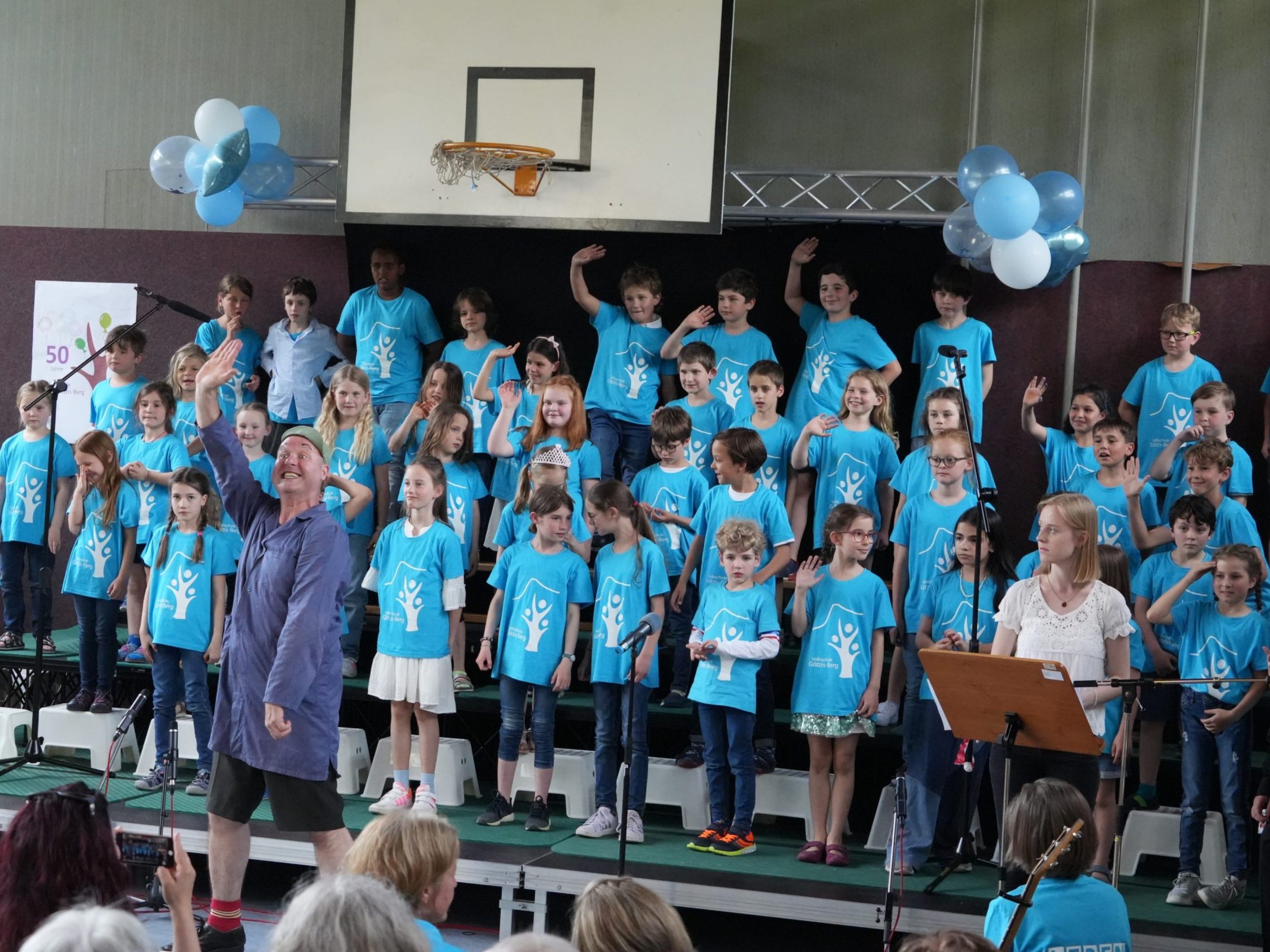 In der Götzner Volksschule Berg wurde großes Jubiläum gefeiert In der Götzner Volksschule Berg wurde großes Jubiläum gefeiert