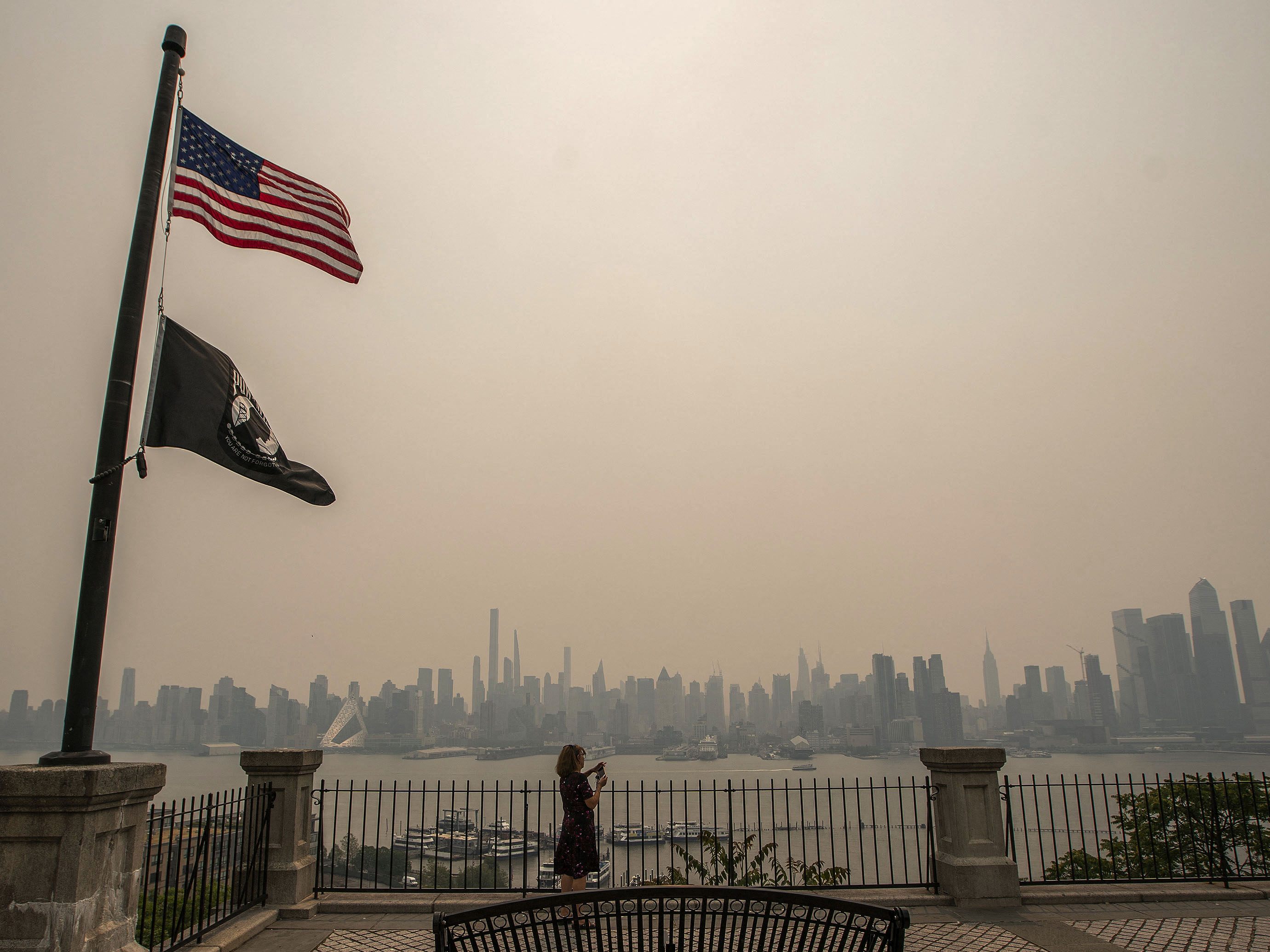 Die Konsequenzen der Waldbrände in Kanada haben New York erreicht. Die Konsequenzen der Waldbrände in Kanada haben New York erreicht.