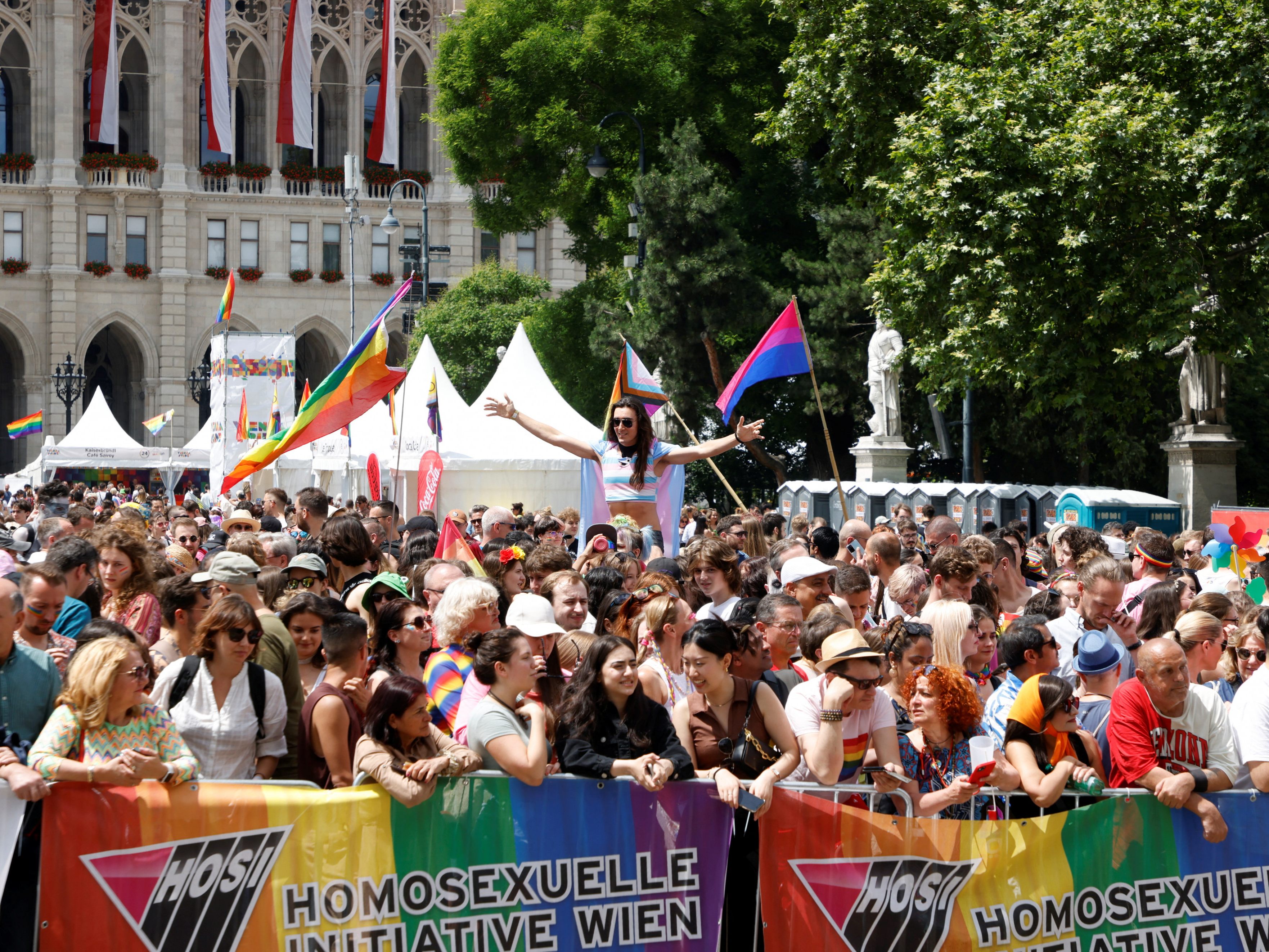 Ein Experte sieht bei den Pride-Ermittlungen Parallelen zur Operation Luxor.