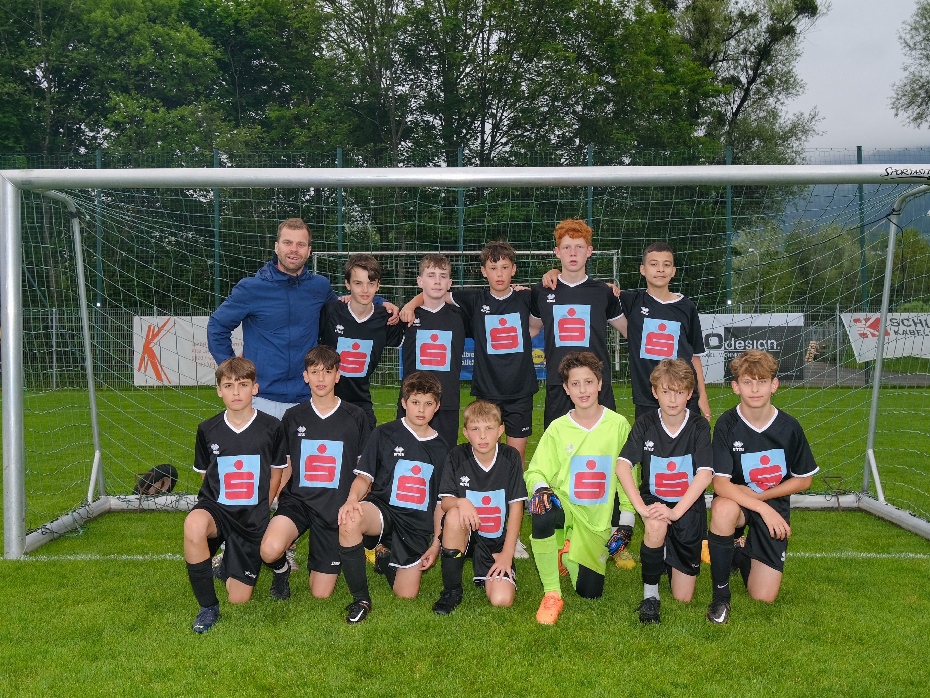 Platz drei für das BG Feldkirch Rebberggasse in der Fußball Schülerliga. Platz drei für das BG Feldkirch Rebberggasse in der Fußball Schülerliga.