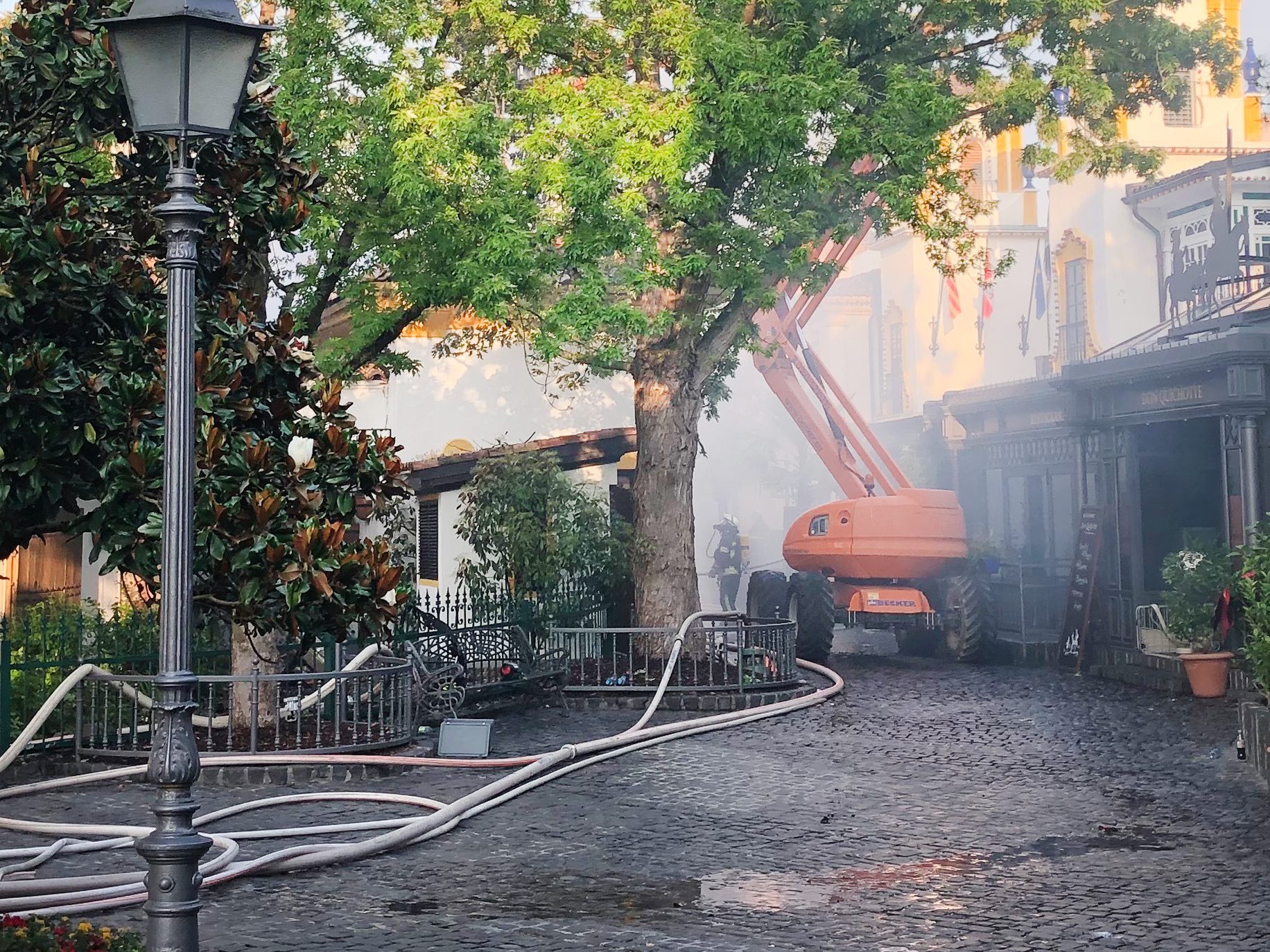 Am Montagnachmittag kam es zu einem Feuerwehr-Großeinsatz im Europa-Park.