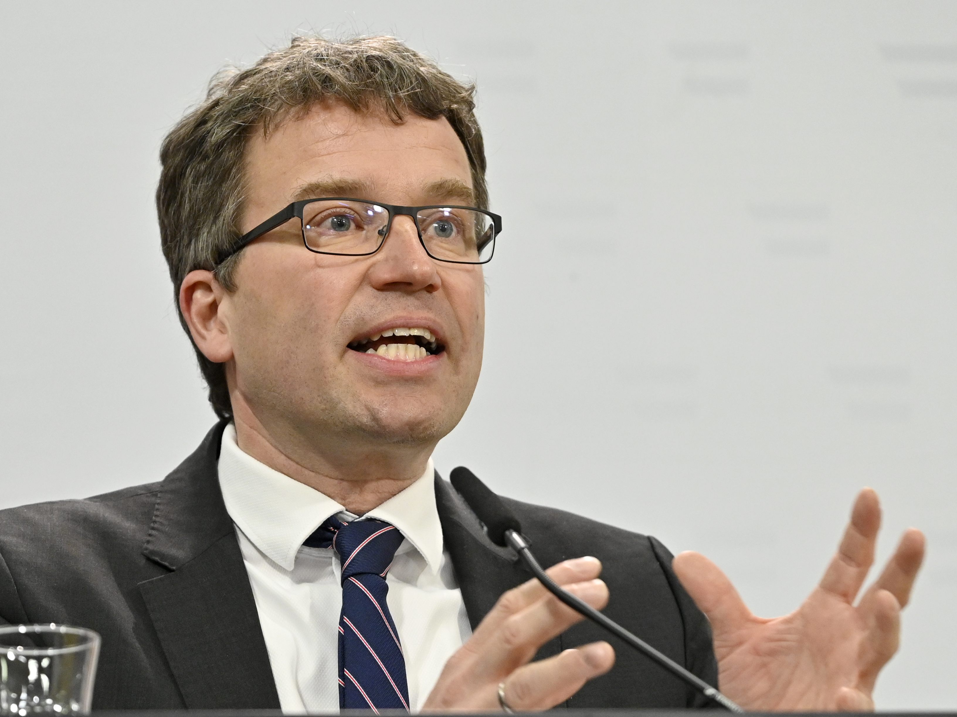 AMS-Chef Kopf befürwortet die neuen Zielvorgaben