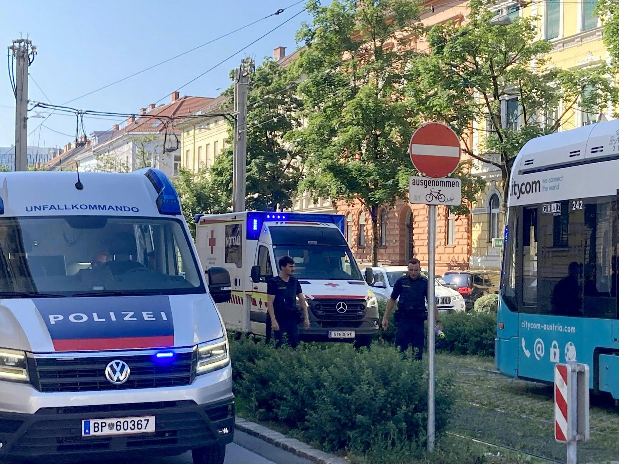 Der Unfall forderte zwei Leichtverletzte.