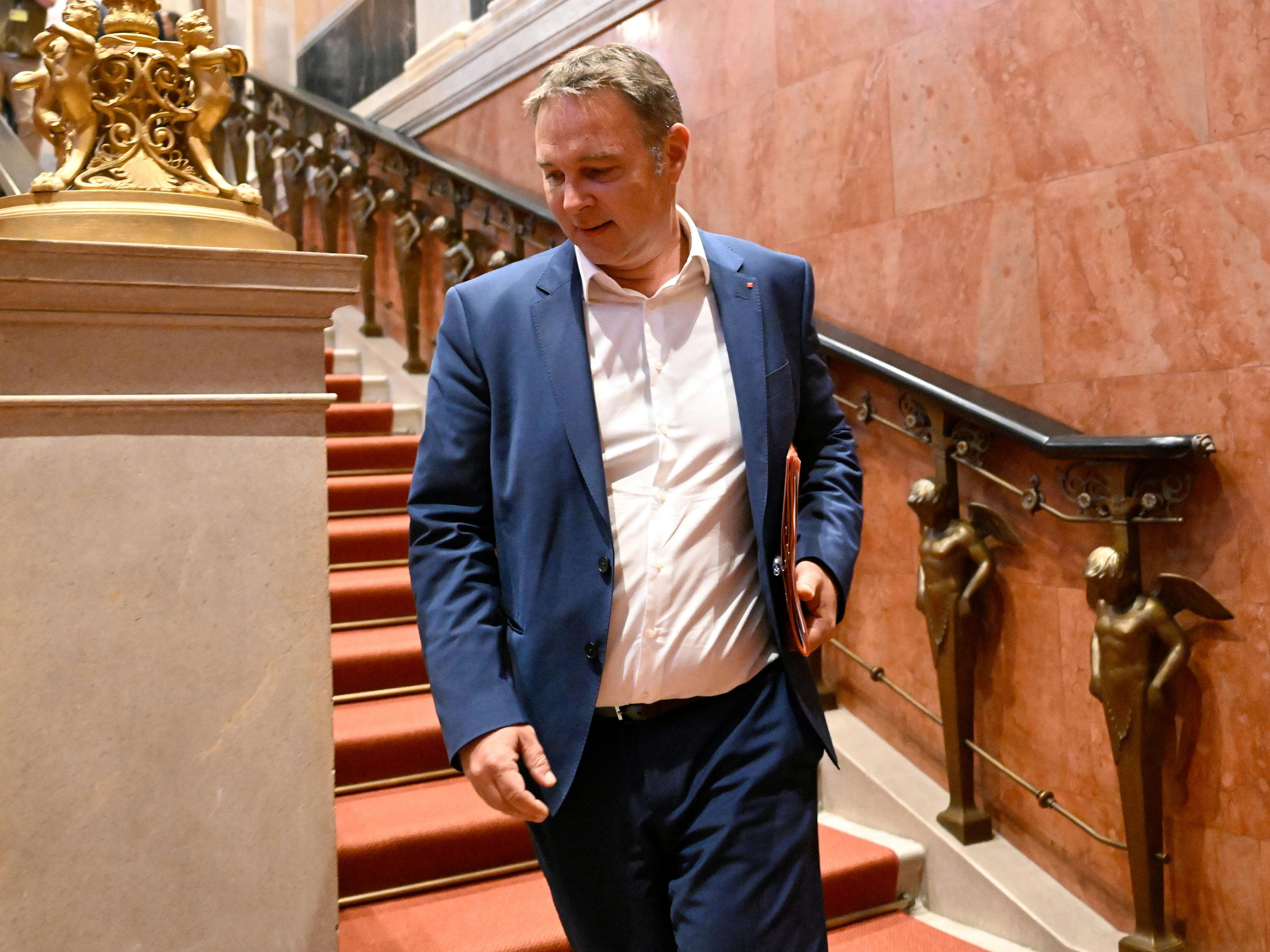 Babler lässt im Vertrauensindex mehrere Politiker hinter sich.