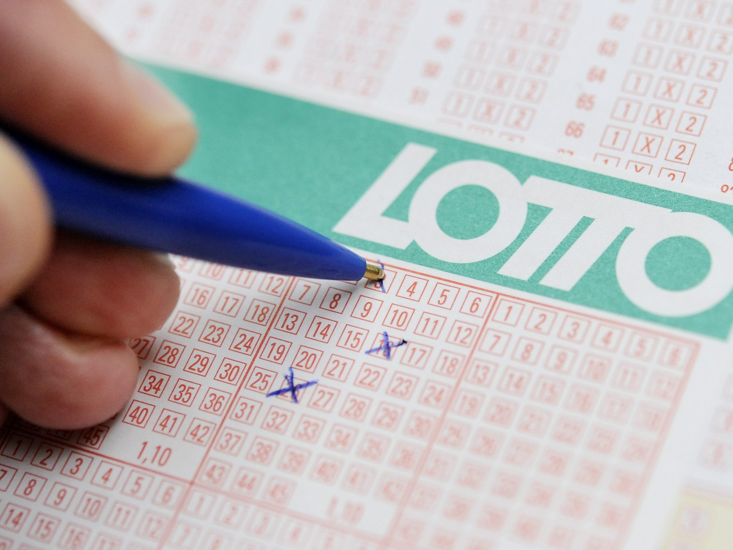 Beim Lotto gab es wieder einen "Zwillingsjackpot". Beim Lotto gab es wieder einen "Zwillingsjackpot".