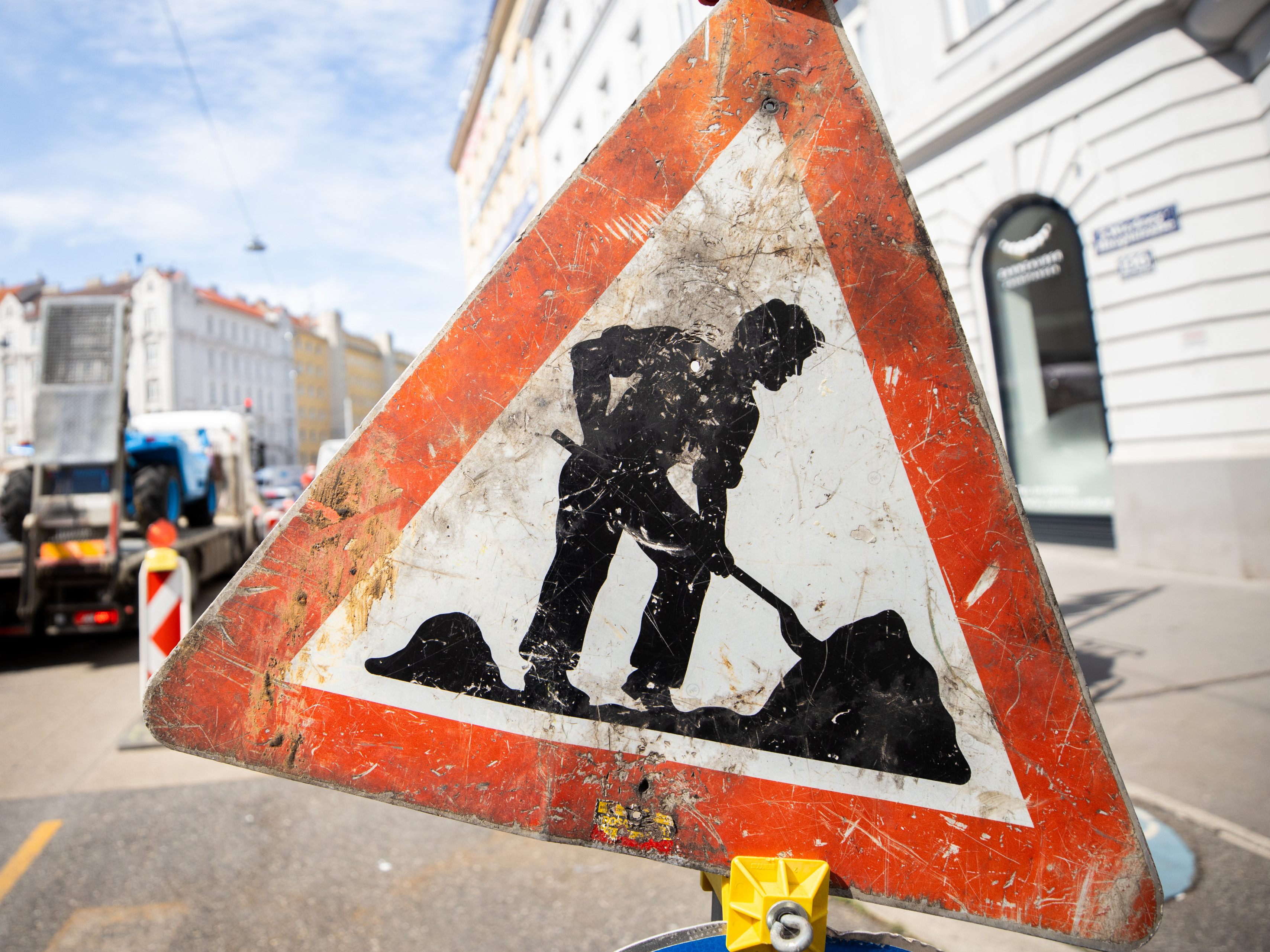 Am 4. Juli 2023 beginnt die Fahrbahnsanierung bei der Schlachthausgasse in Wien-Landstraße.