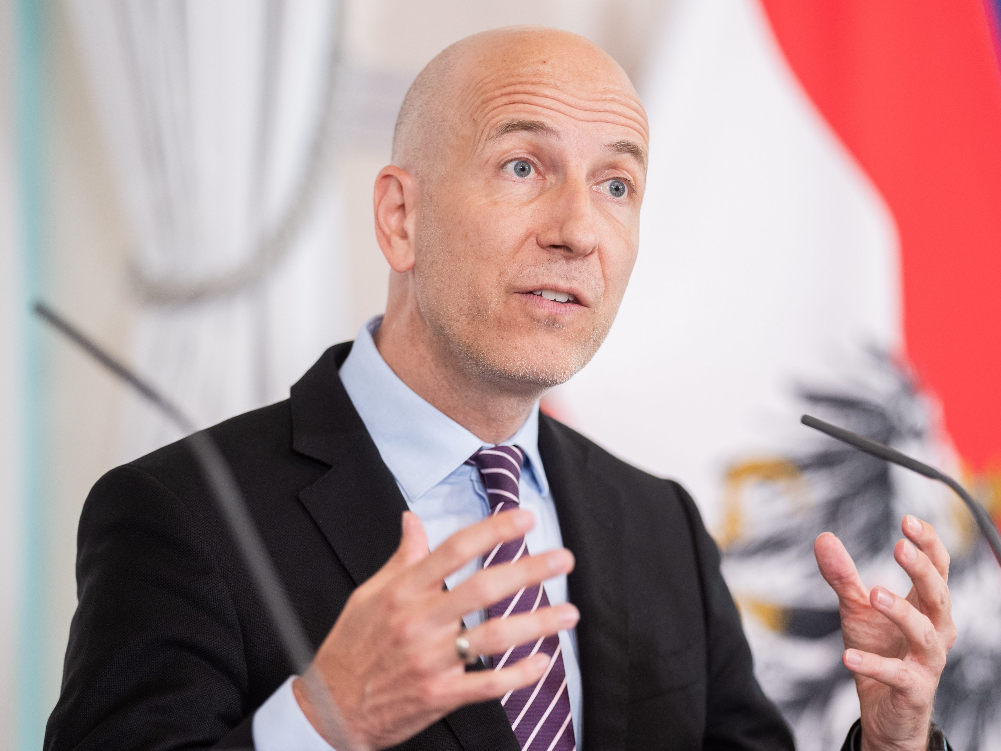 Kocher will geringfügig Beschäftigte zu Vollzeitjobs motivieren.