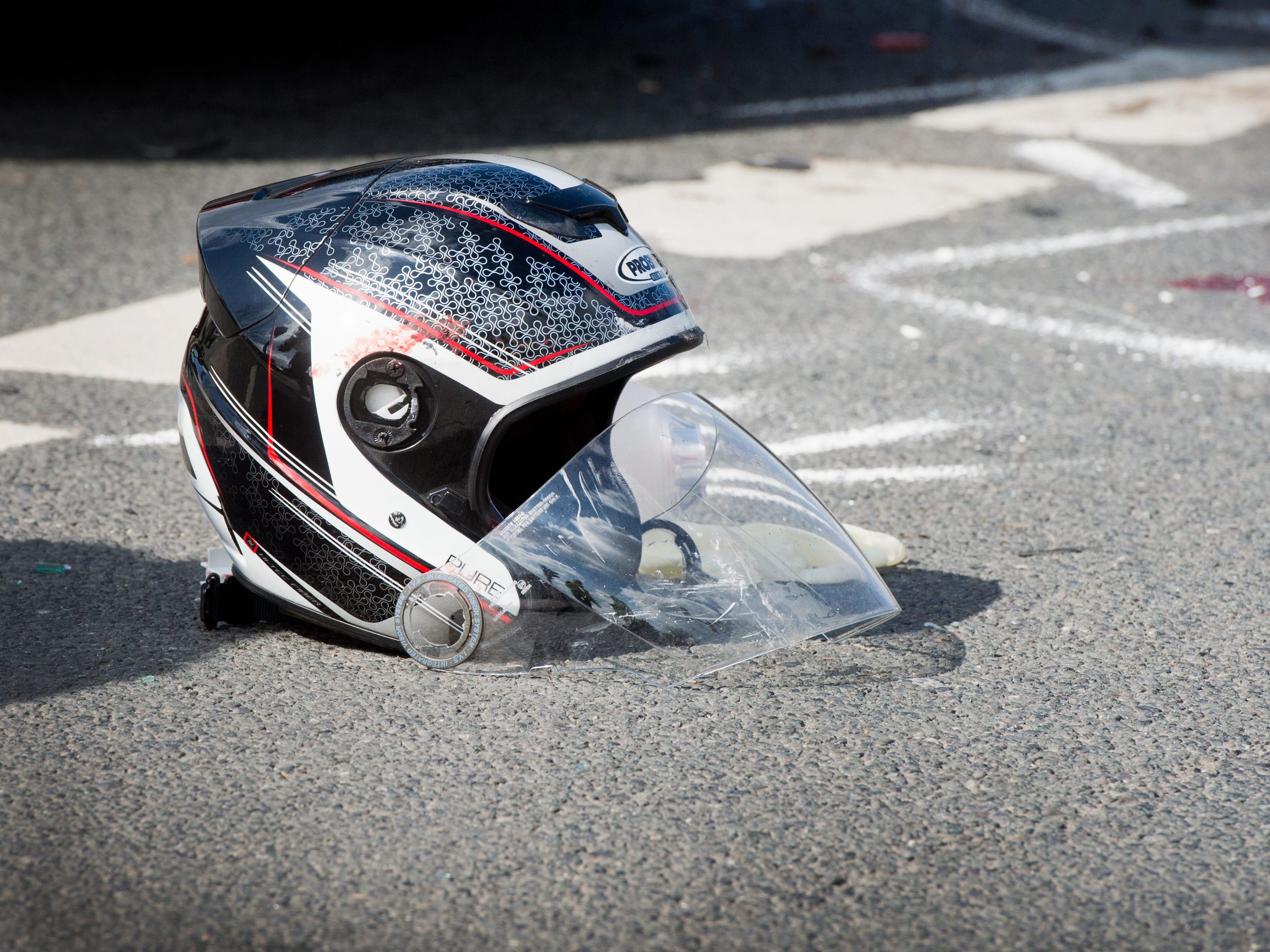 Ein Motorradlenker kam im NÖ bei einem Unfall ums Leben.