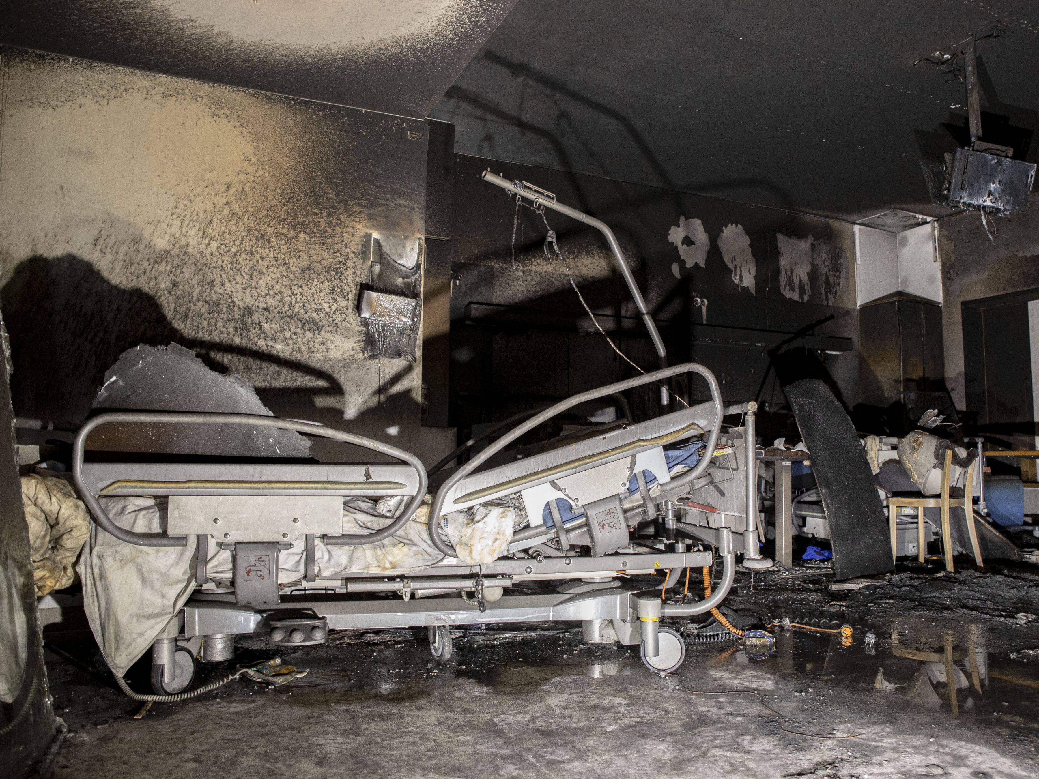 Drei Patienten kamen bei dem Brand im Landesklinikum Mödling ums Leben. Drei Patienten kamen bei dem Brand im Landesklinikum Mödling ums Leben.