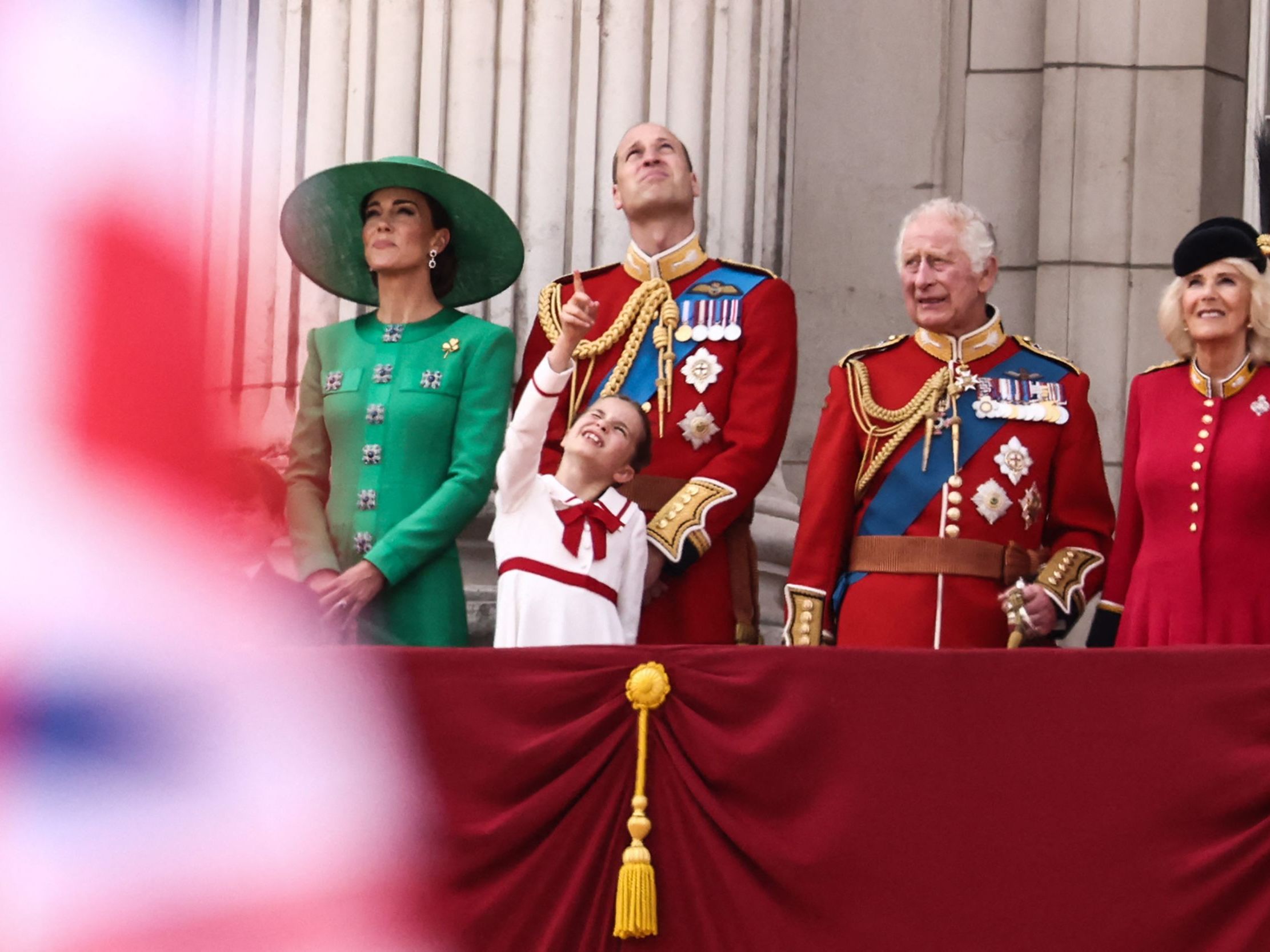 "Trooping the Colour" wurde das erste Mal für König Charles III. begangen. "Trooping the Colour" wurde das erste Mal für König Charles III. begangen.