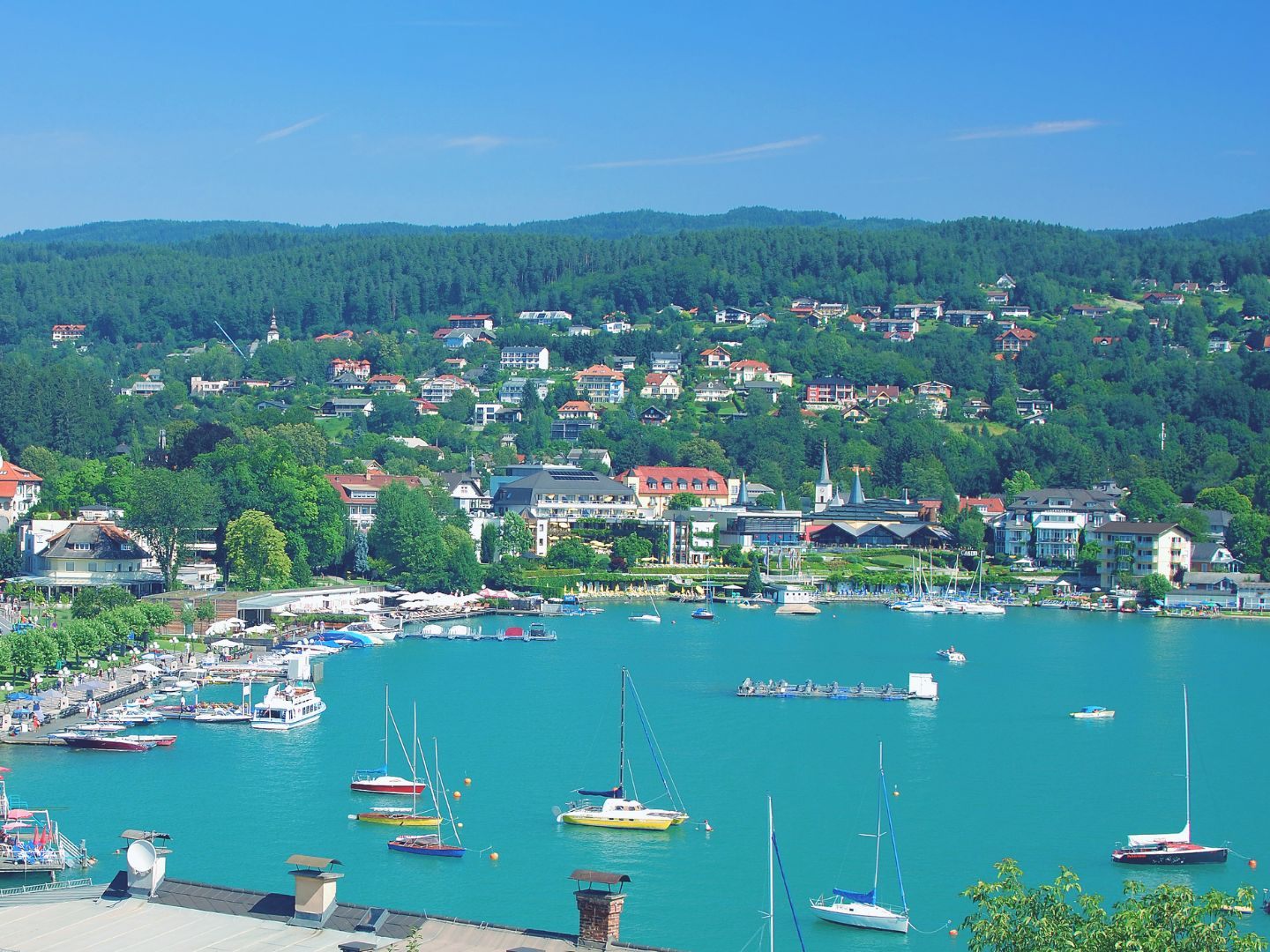 Kinder fanden beim Baden im Wörthersee eine Weltkriegsgranate.