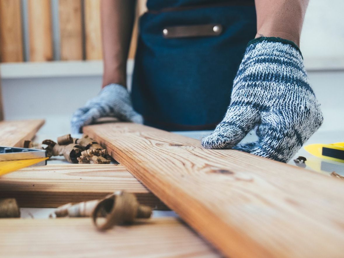 Meistens verletzten sich Männer beim Heimwerken.