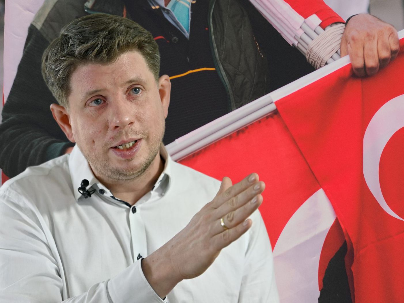 Komplexitätsforscher um Peter Klimek vom CSH konnten eine Manipulation der Wähler bei der Präsidentschaftswahl in der Türkei im Mai 2023 nachweisen.