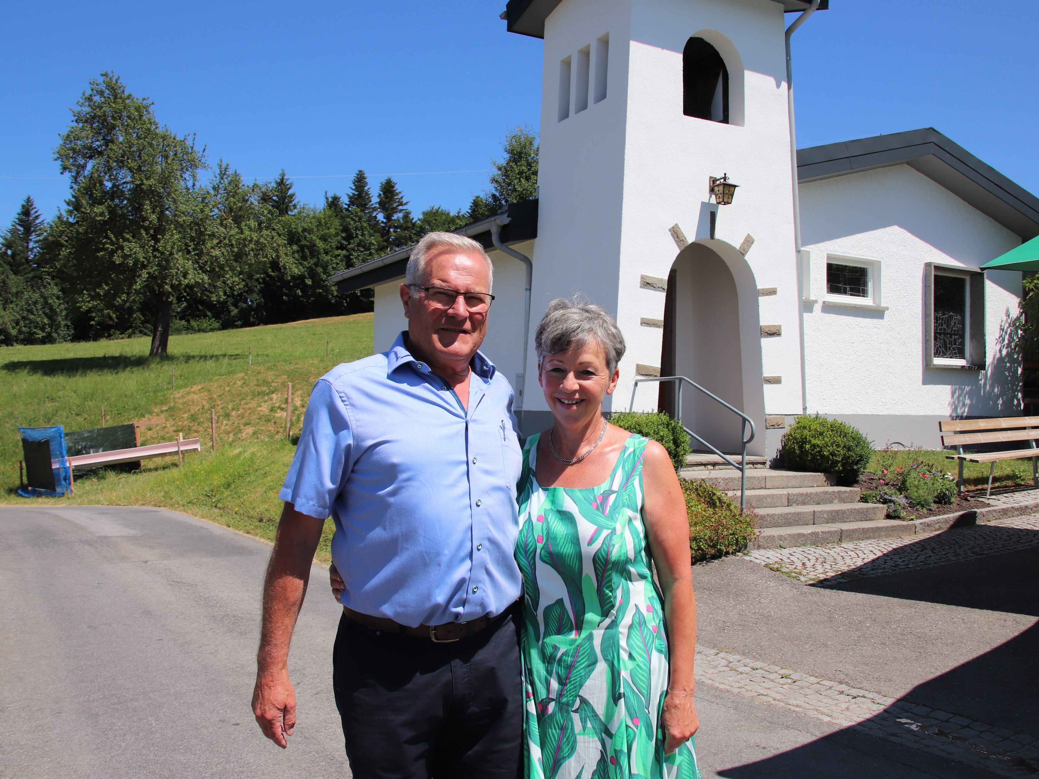 Brigitte und Egon Winder engagieren sich für die Erhaltung der Kapelle in der Parzelle Baumgarten. Brigitte und Egon Winder engagieren sich für die Erhaltung der Kapelle in der Parzelle Baumgarten.