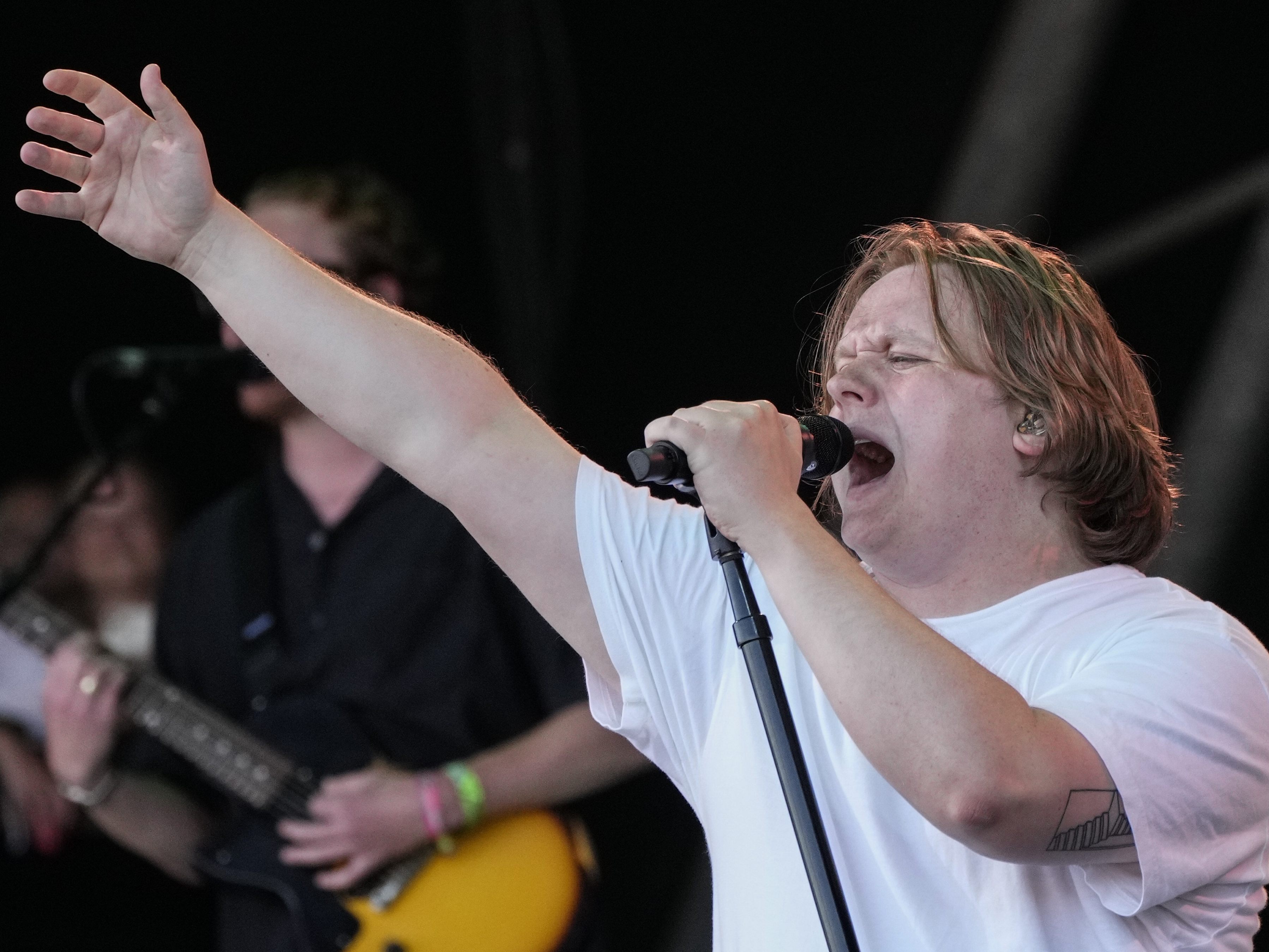 Lewis Capaldi bei seinem Glastonbury-Auftritt.