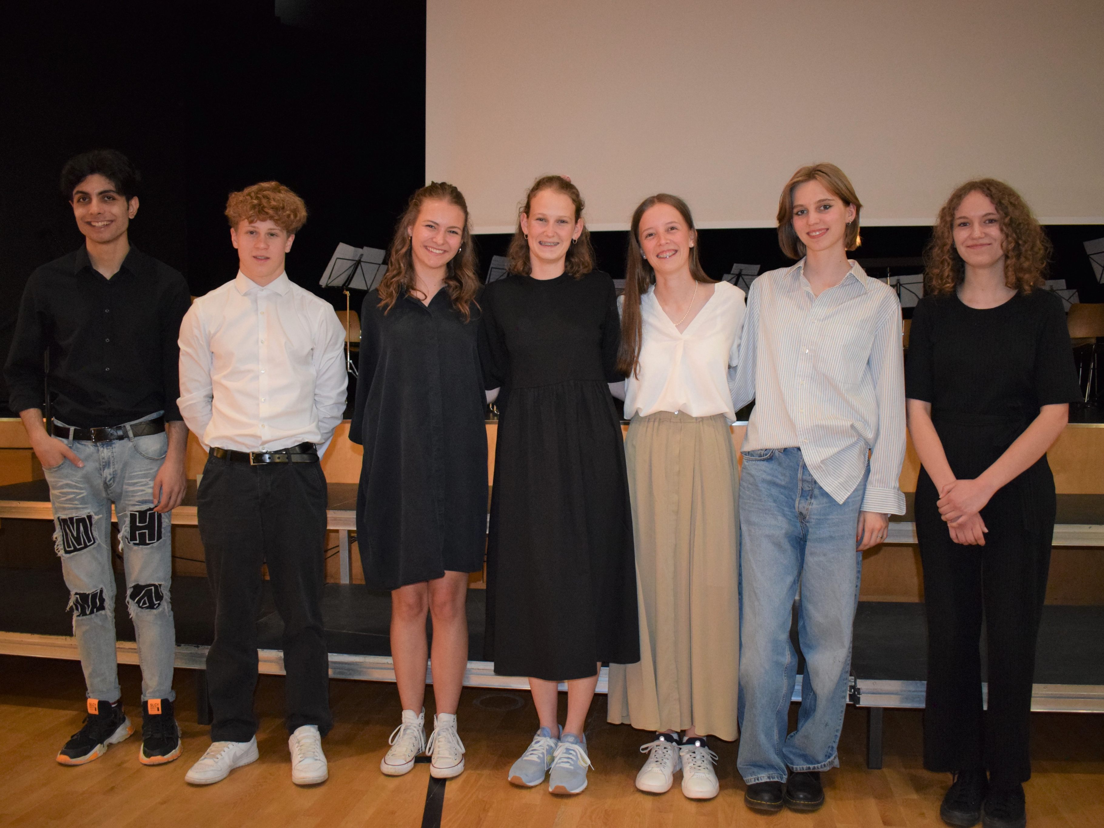 Shiyar Kousa, Julius Vögel, Lina Rüscher, Alina Fetz, Lea Peter, Alma Flatz und Jana Grassl präsentierten ihre Arbeiten.