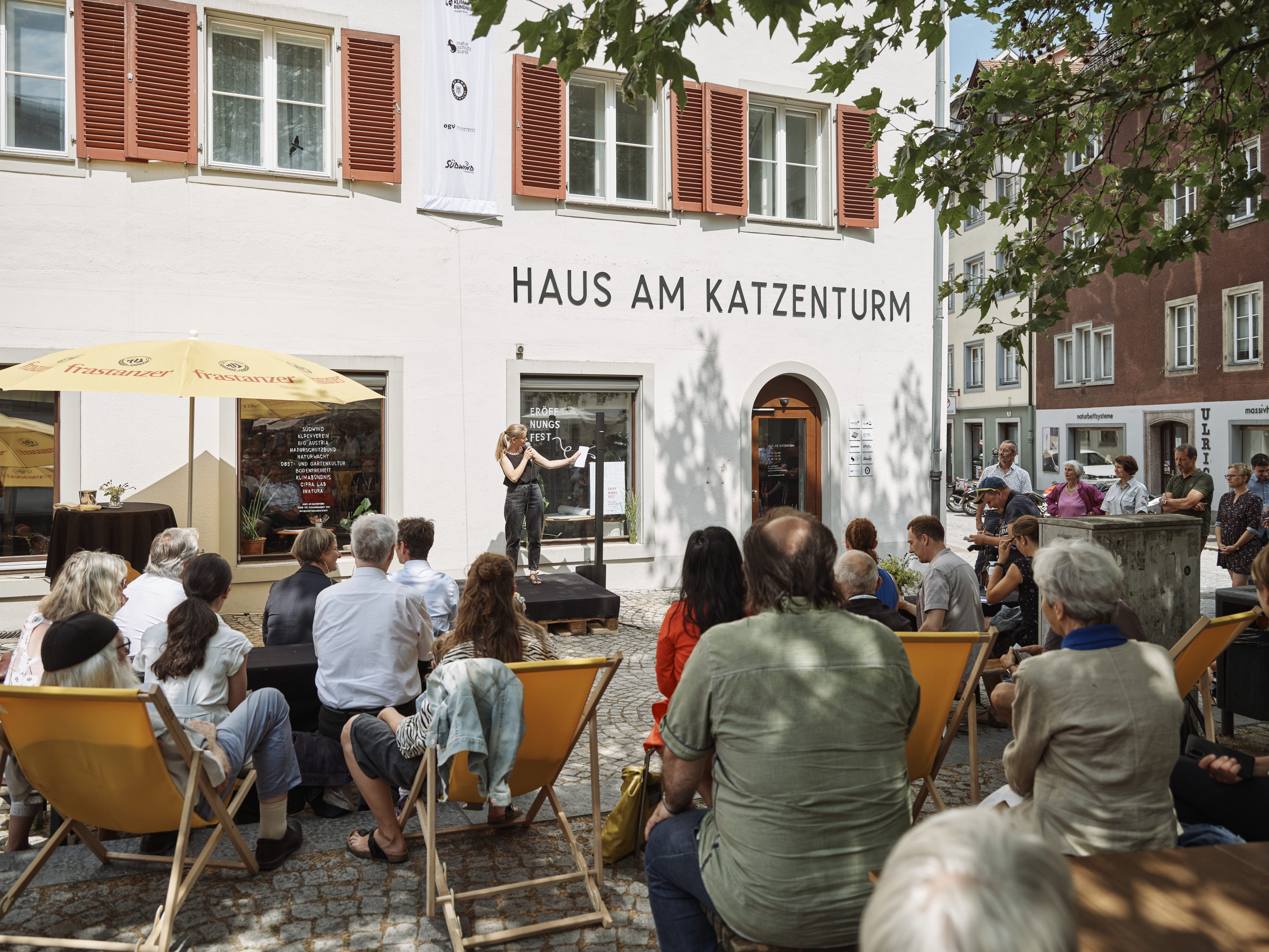 Eröffnung