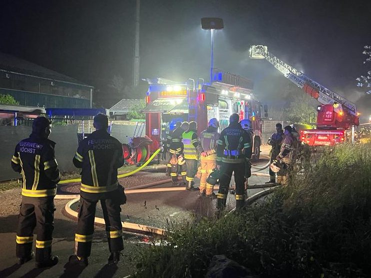 Nähtlicher Einsatz im Harder Industriegebiet.