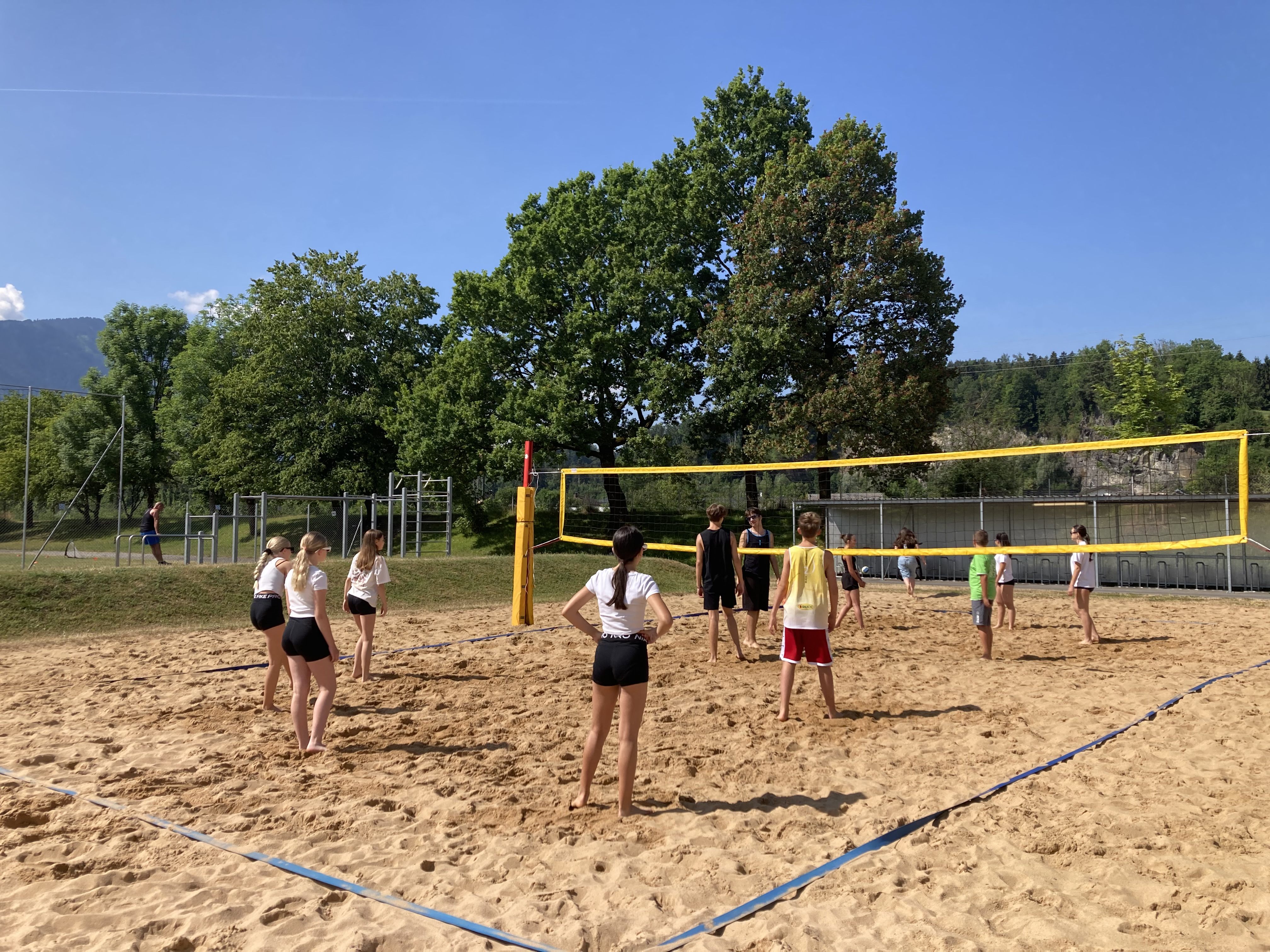 unermüdlich würde gespielt