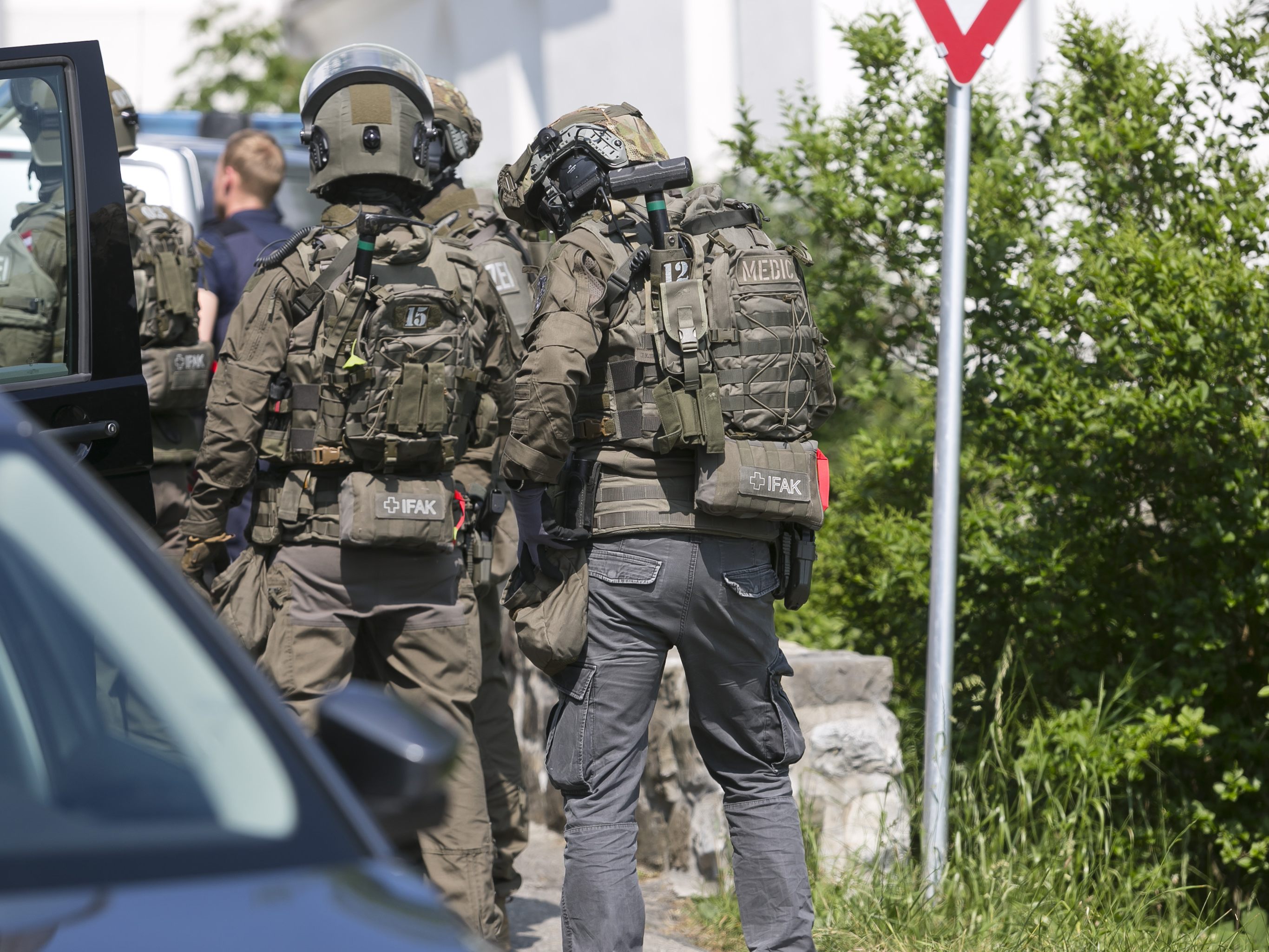 Das EKO Cobra musste am Mittwoch zu einem Einsatz ausrücken. Das EKO Cobra musste am Mittwoch zu einem Einsatz ausrücken.