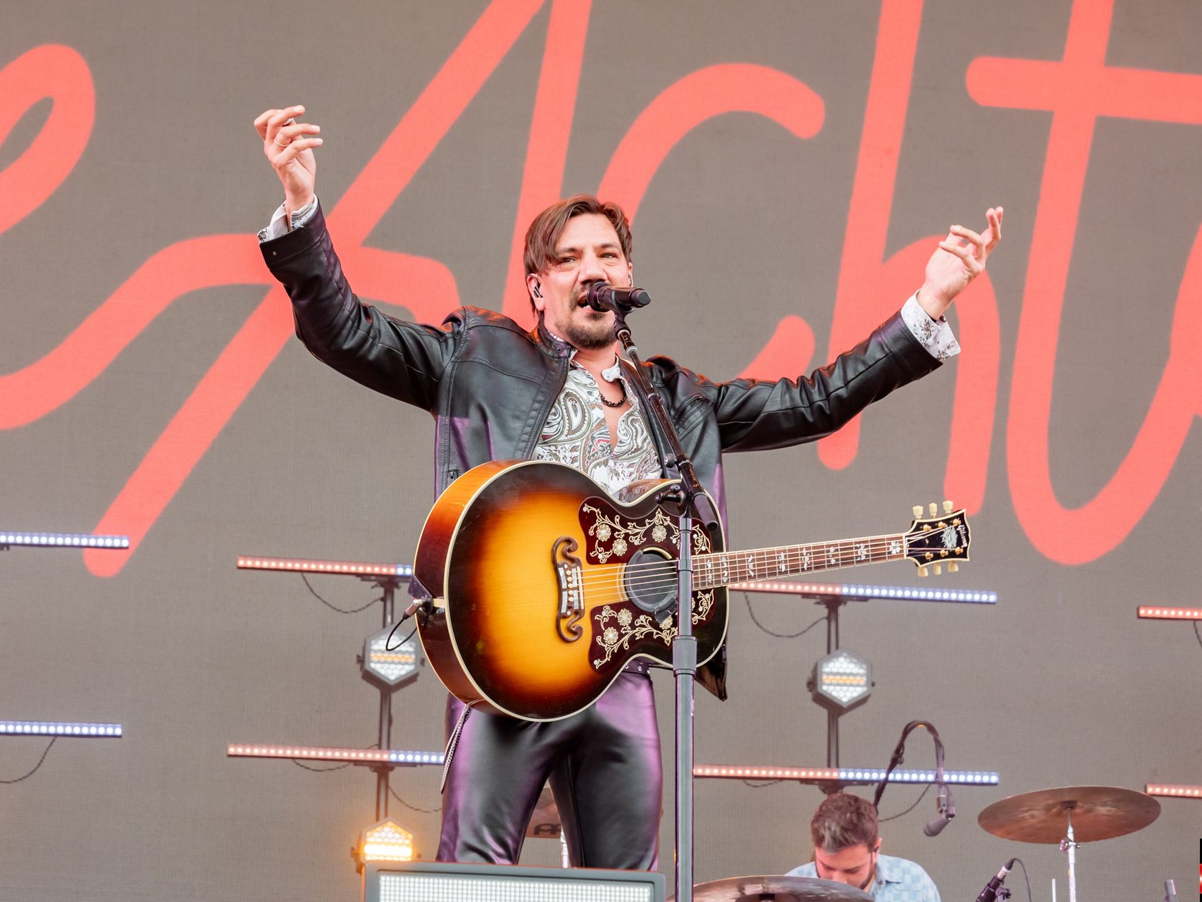 Donauinselfest DIF23 Tag 2 - Alle Achtung und Julian Le Play