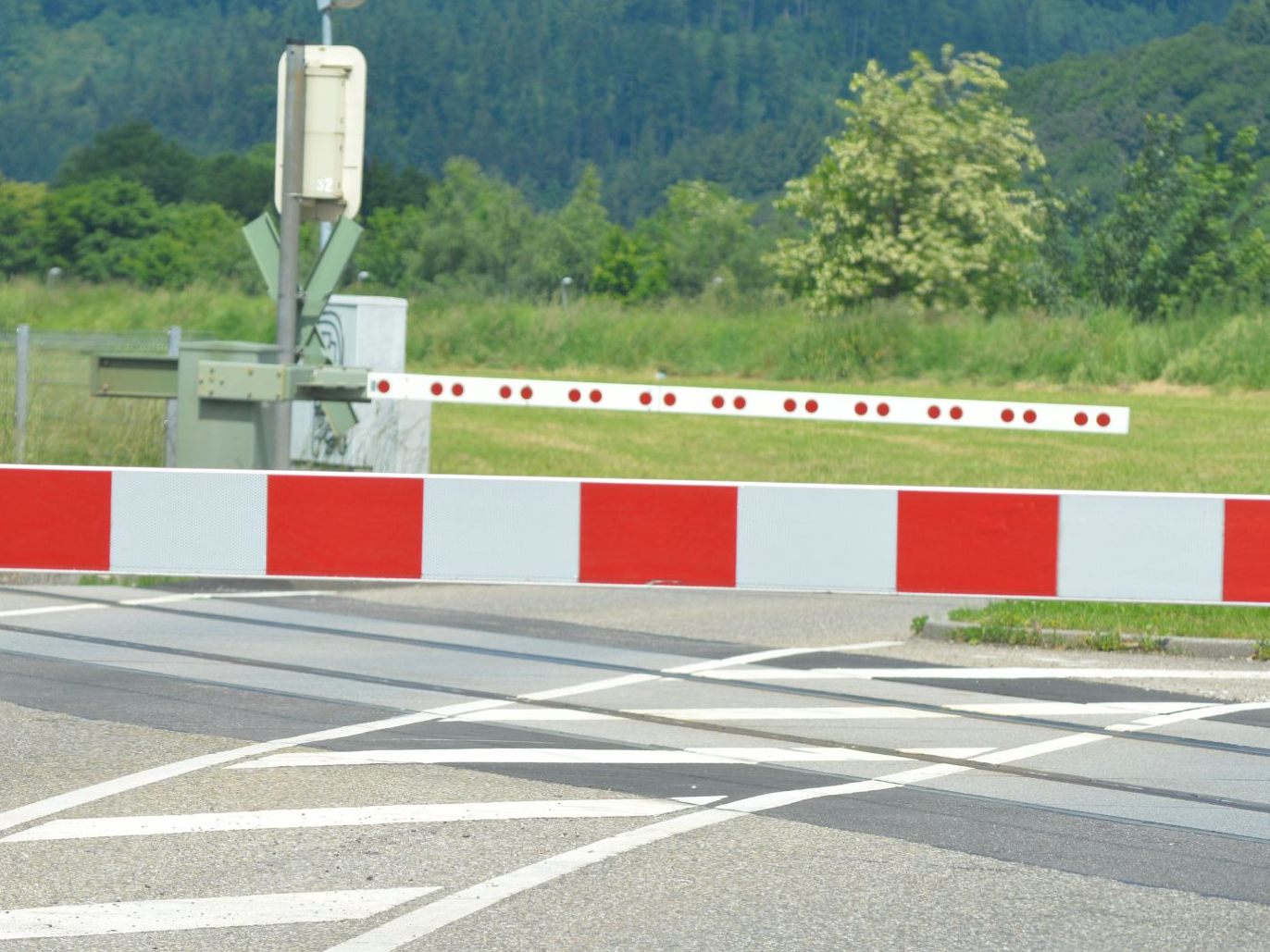 77-Jährige Unfallgegnerin verfolgte den Fahrer zu Fuß nach Hause. 77-Jährige Unfallgegnerin verfolgte den Fahrer zu Fuß nach Hause.