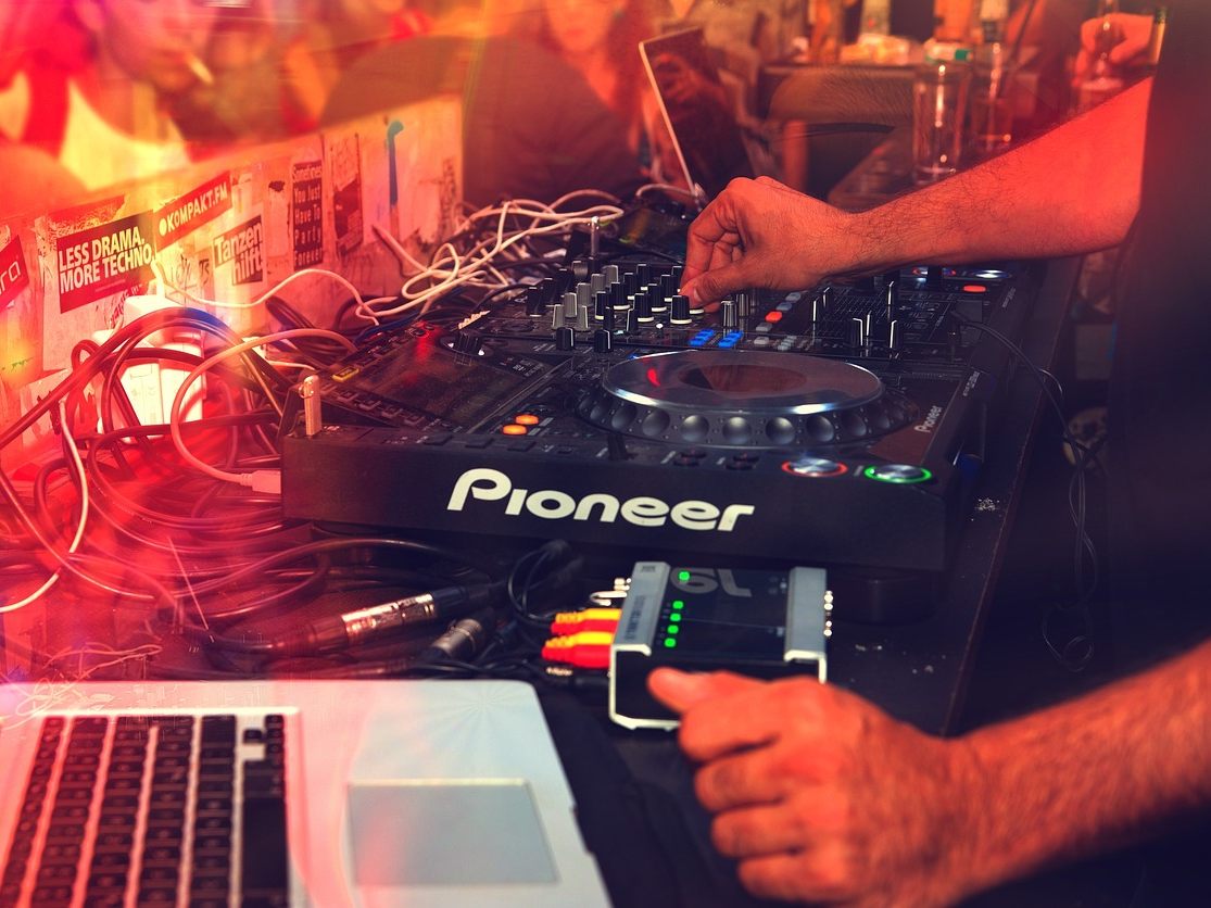 Das ist das Programm auf der OBI/kronehit Electronic Music Bühne am Wiener Donauinselfest 2023.