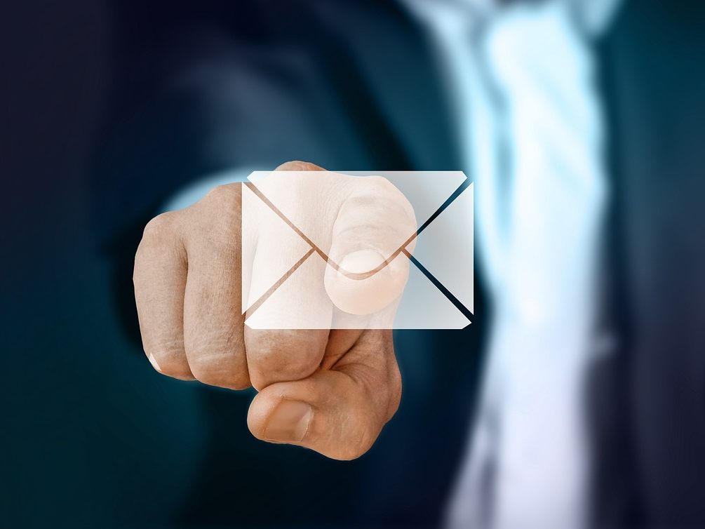 MIt einer Diversion endete der Prozess um eine Droh-E-Mail. MIt einer Diversion endete der Prozess um eine Droh-E-Mail.