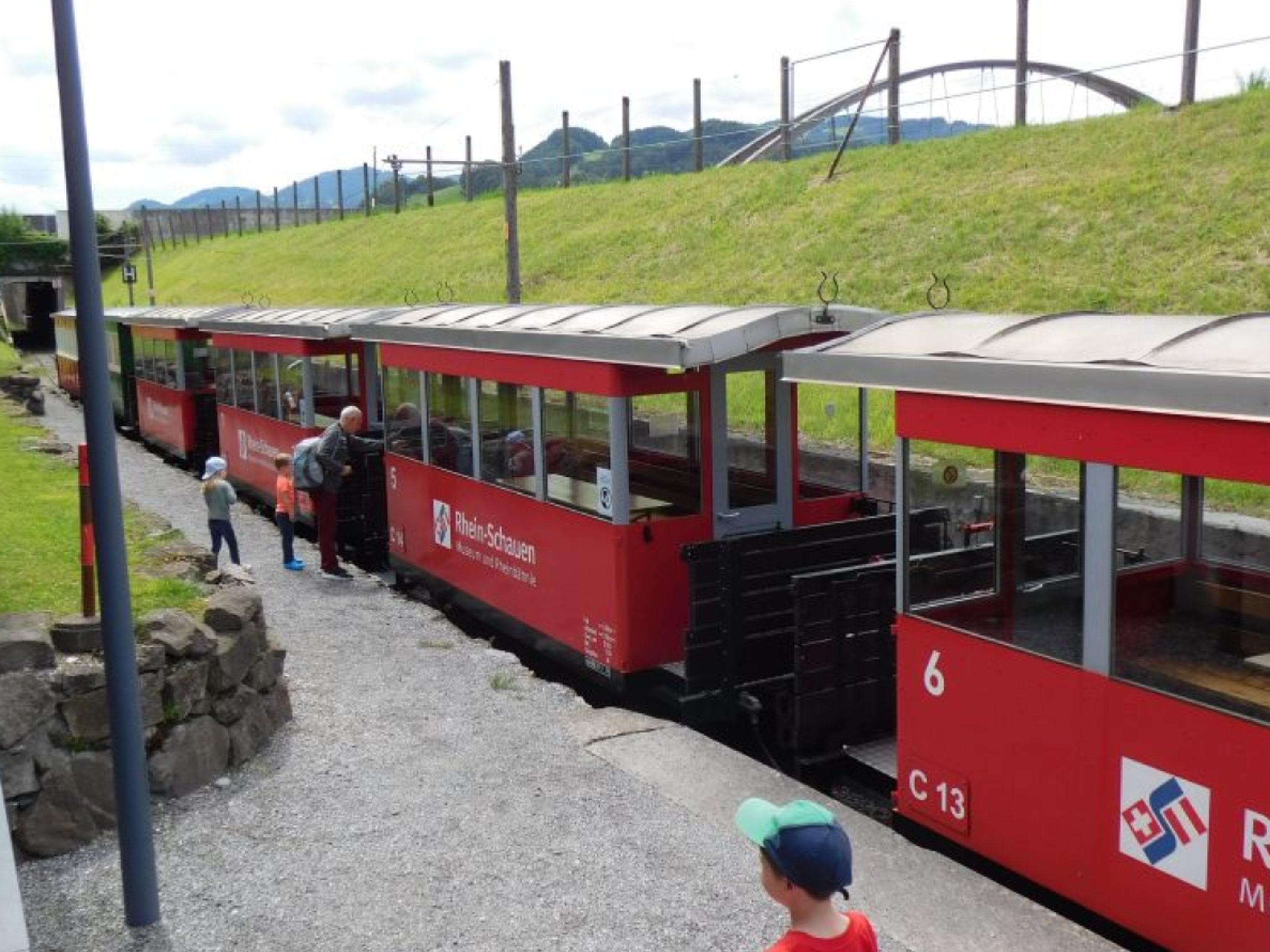 Am kommden Samstag lädt Rhein-Schauen zur Fotofahrt mit der historischen Dampflokomotive