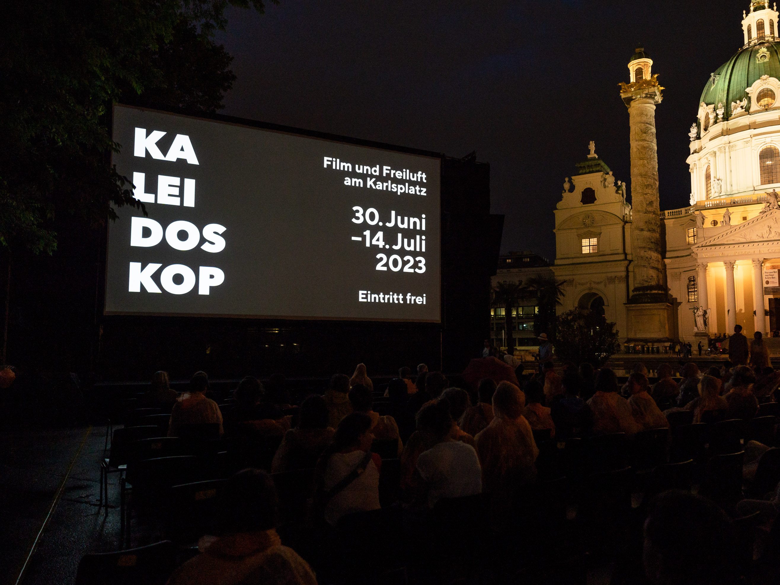 Das Freiluftkino Kaleidoskop am Wiener Karlsplatz ging zu Ende. Das Freiluftkino Kaleidoskop am Wiener Karlsplatz ging zu Ende.