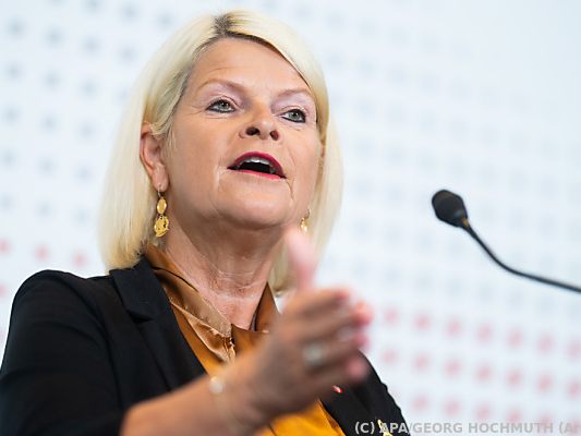 Verteidigungsministerin Klaudia Tanner