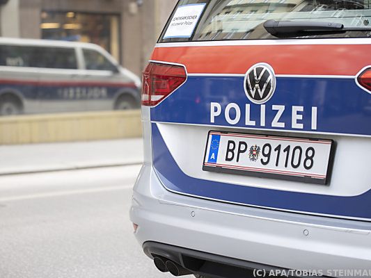 Ein rabiater Familienstreit in Wien beschäftigte die Polizei Ein rabiater Familienstreit in Wien beschäftigte die Polizei