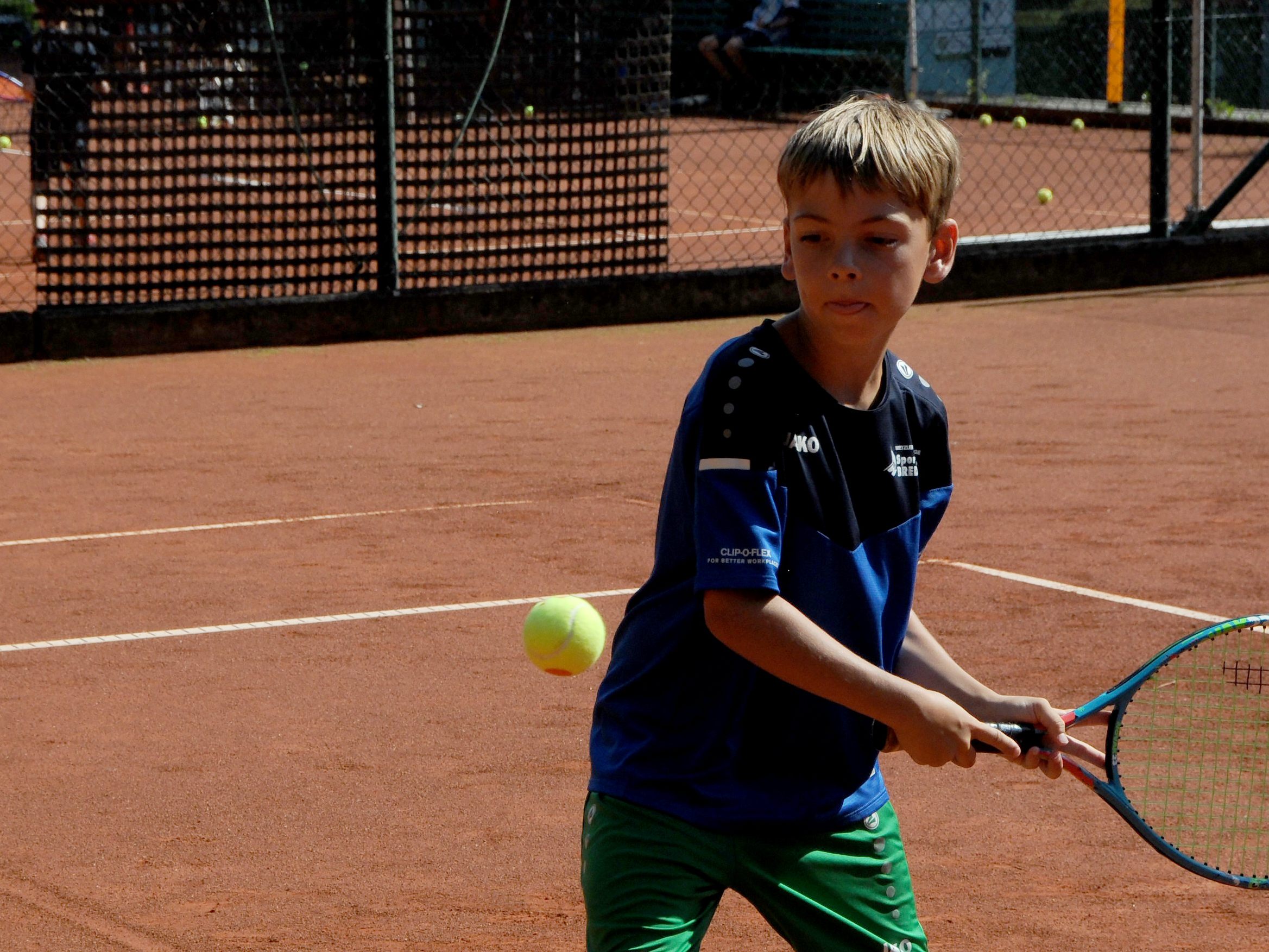 Tenniscamp im Steinbruch Tenniscamp im Steinbruch