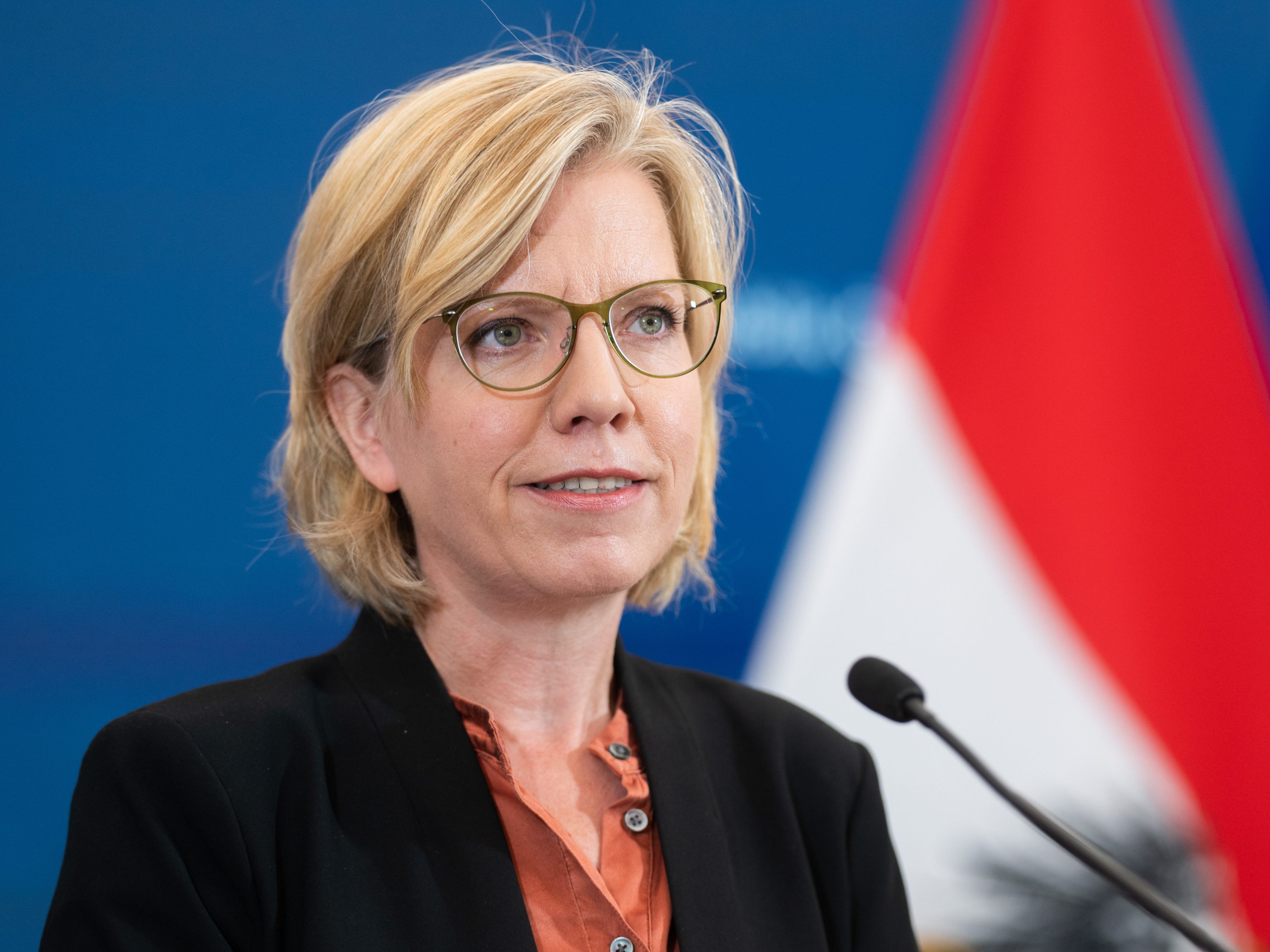 Pressekonferenz mit Klimaschutzministerin Gewessler.